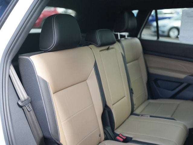 2022 Volkswagen Atlas Cross Sport 2.0T SE w/Technology