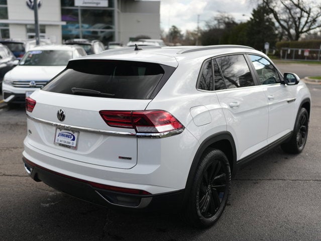 2022 Volkswagen Atlas Cross Sport 2.0T SE w/Technology