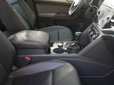 2022 Volkswagen Atlas Cross Sport 2.0T SE w/Technology