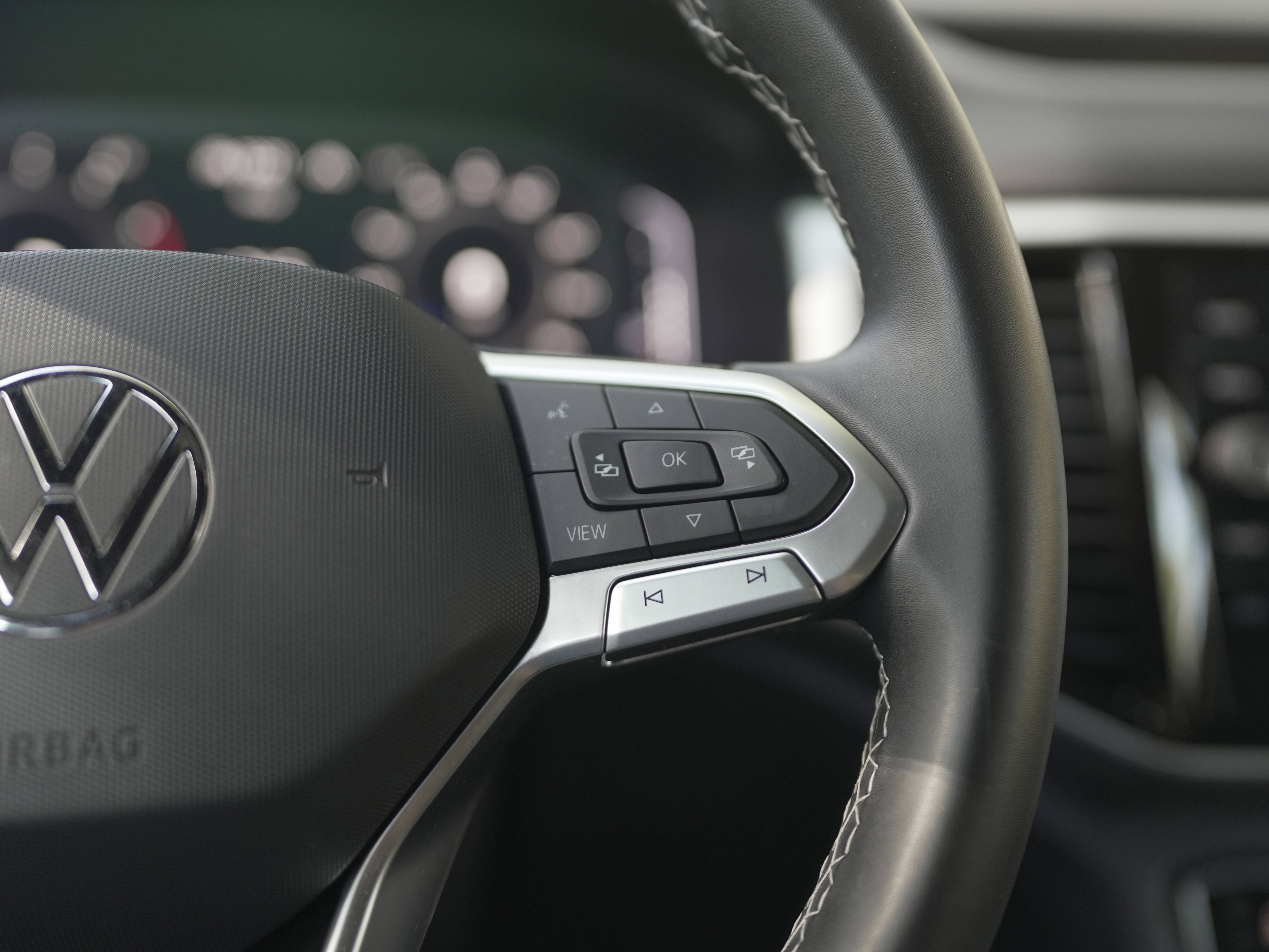 2022 Volkswagen Atlas Cross Sport 2.0T SE w/Technology