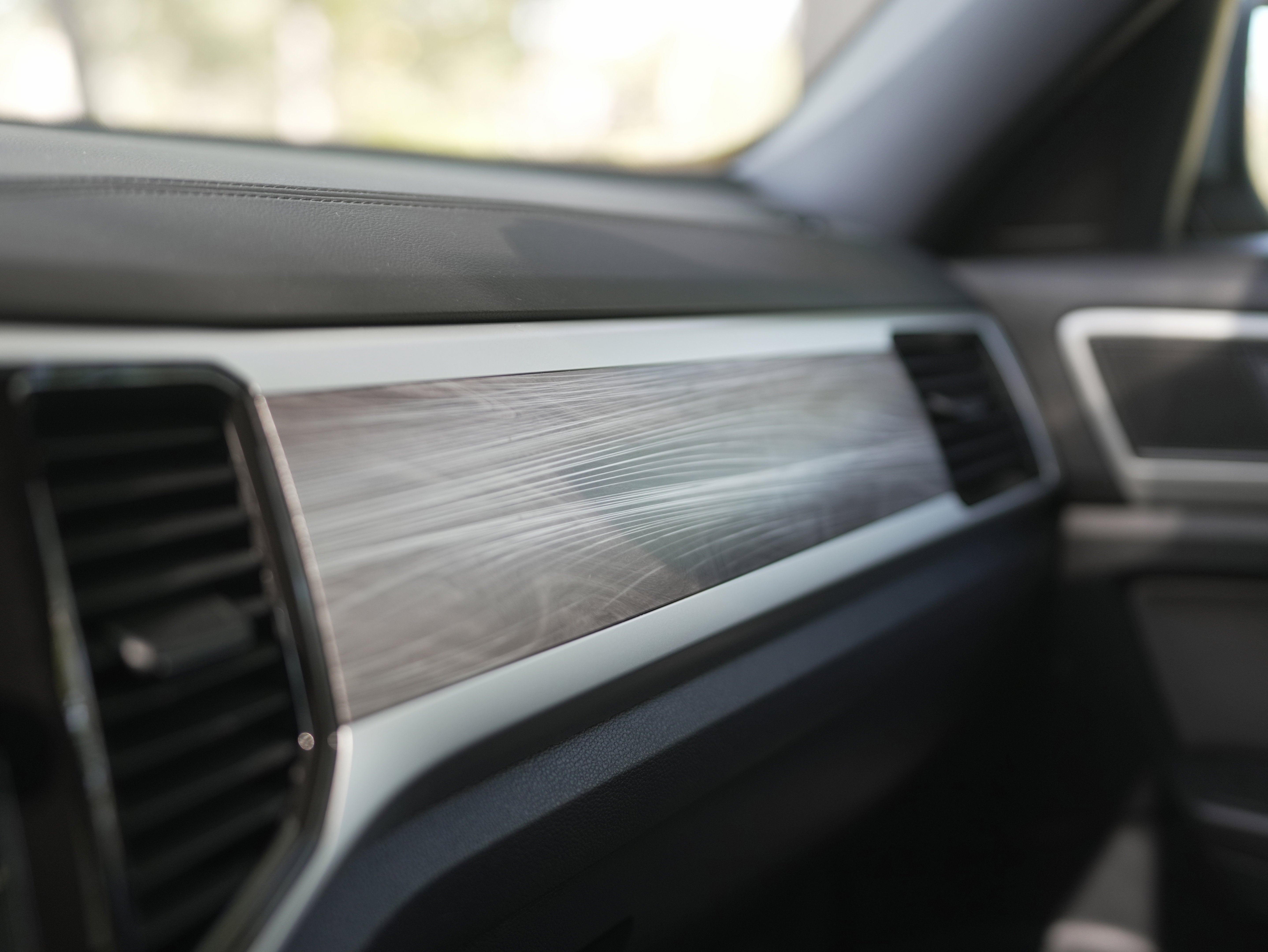 2022 Volkswagen Atlas Cross Sport 2.0T SE w/Technology