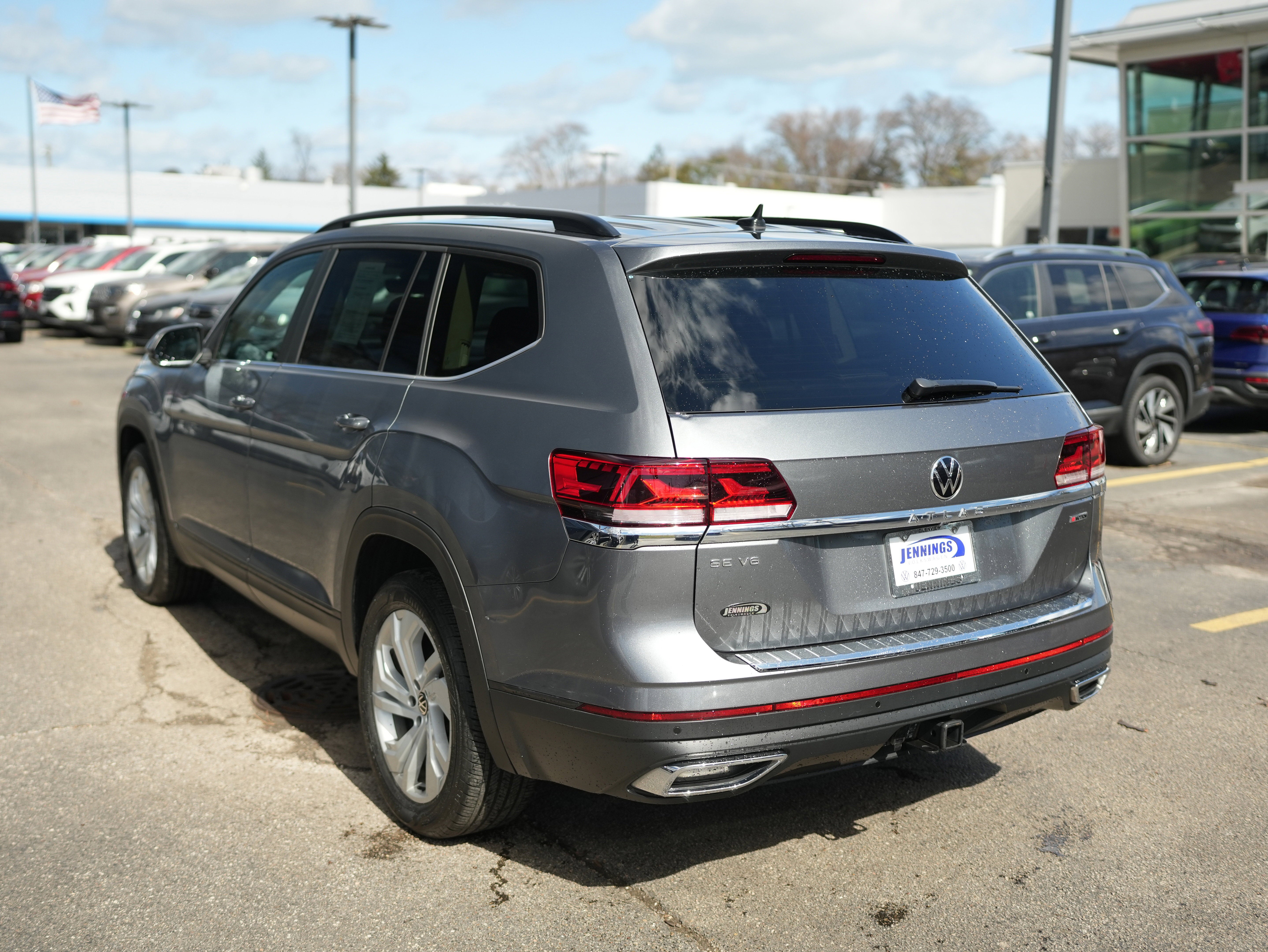 2022 Volkswagen Atlas 3.6L V6 SE w/Technology