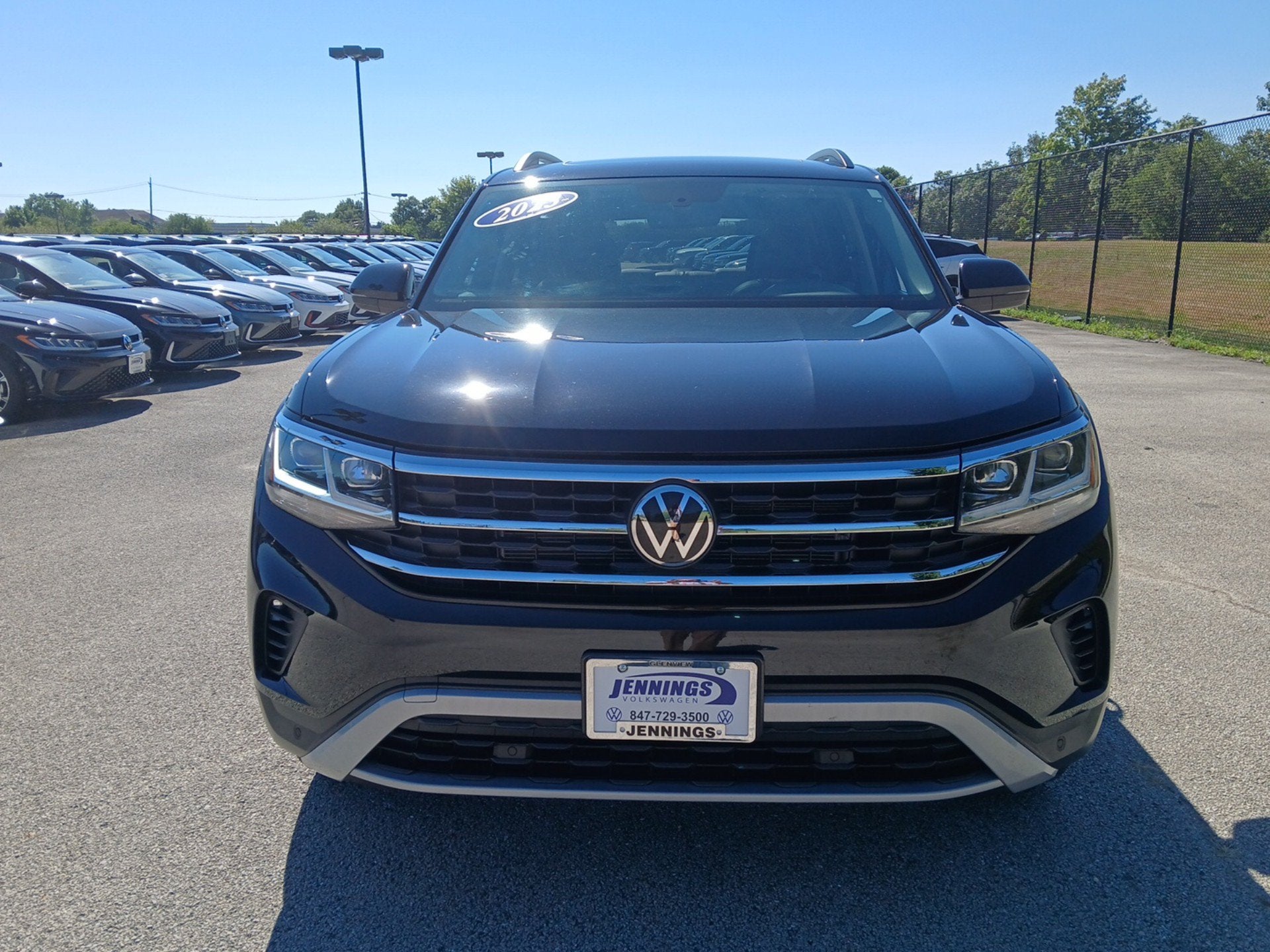 2023 Volkswagen Atlas 3.6L V6 SE w/Technology