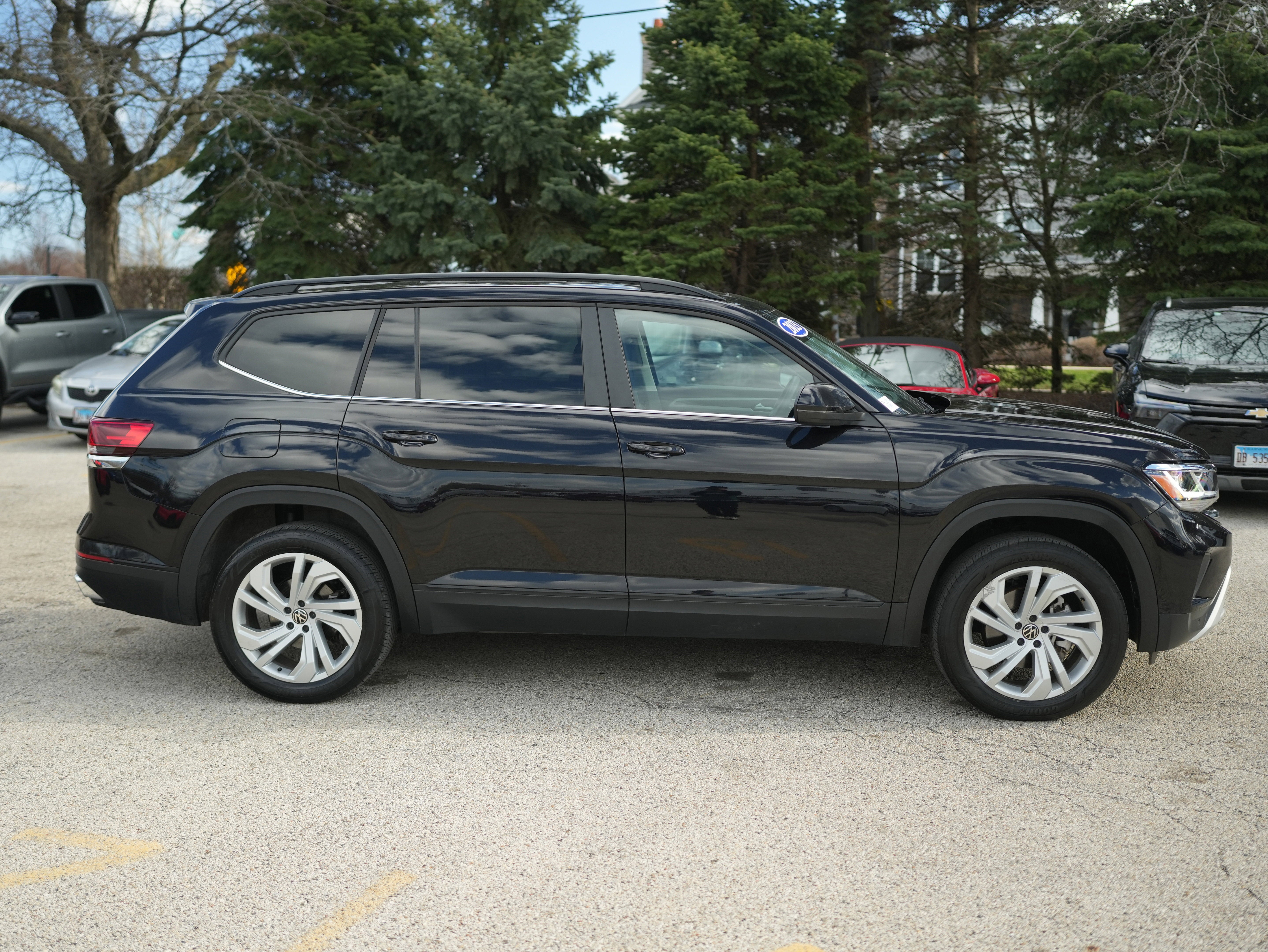 2023 Volkswagen Atlas 3.6L V6 SE w/Technology