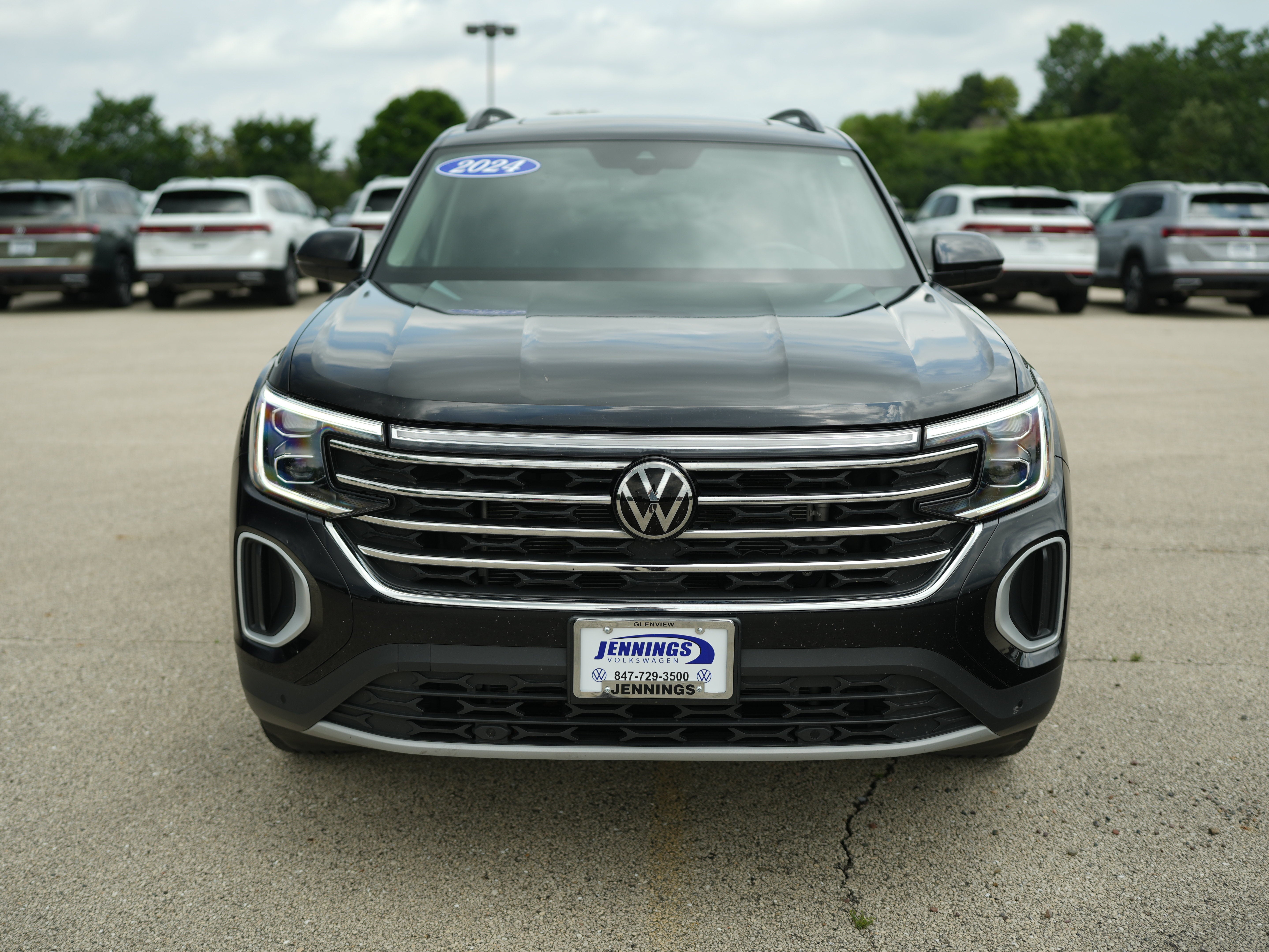2024 Volkswagen Atlas 2.0T SE w/Technology