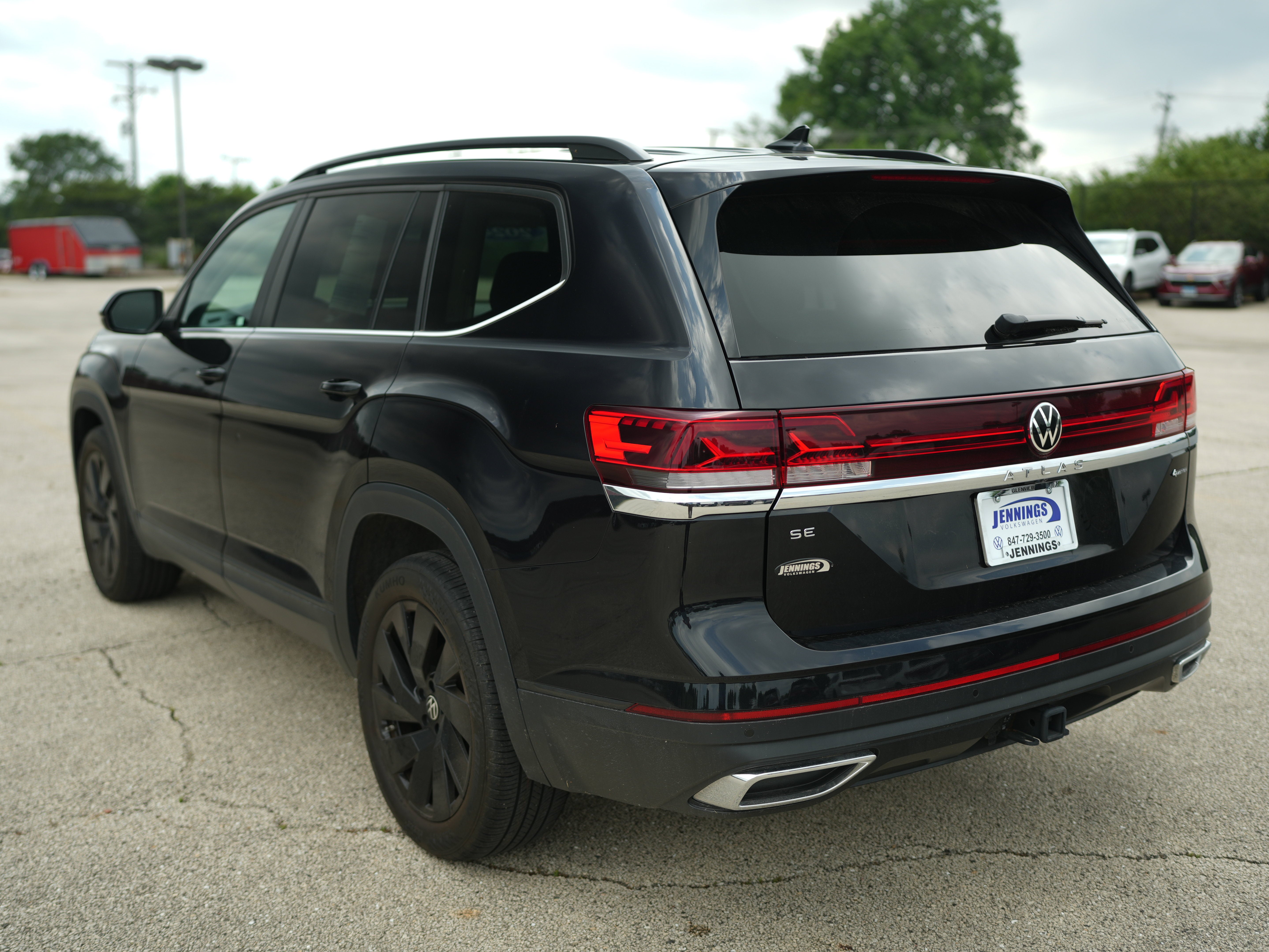 2024 Volkswagen Atlas 2.0T SE w/Technology