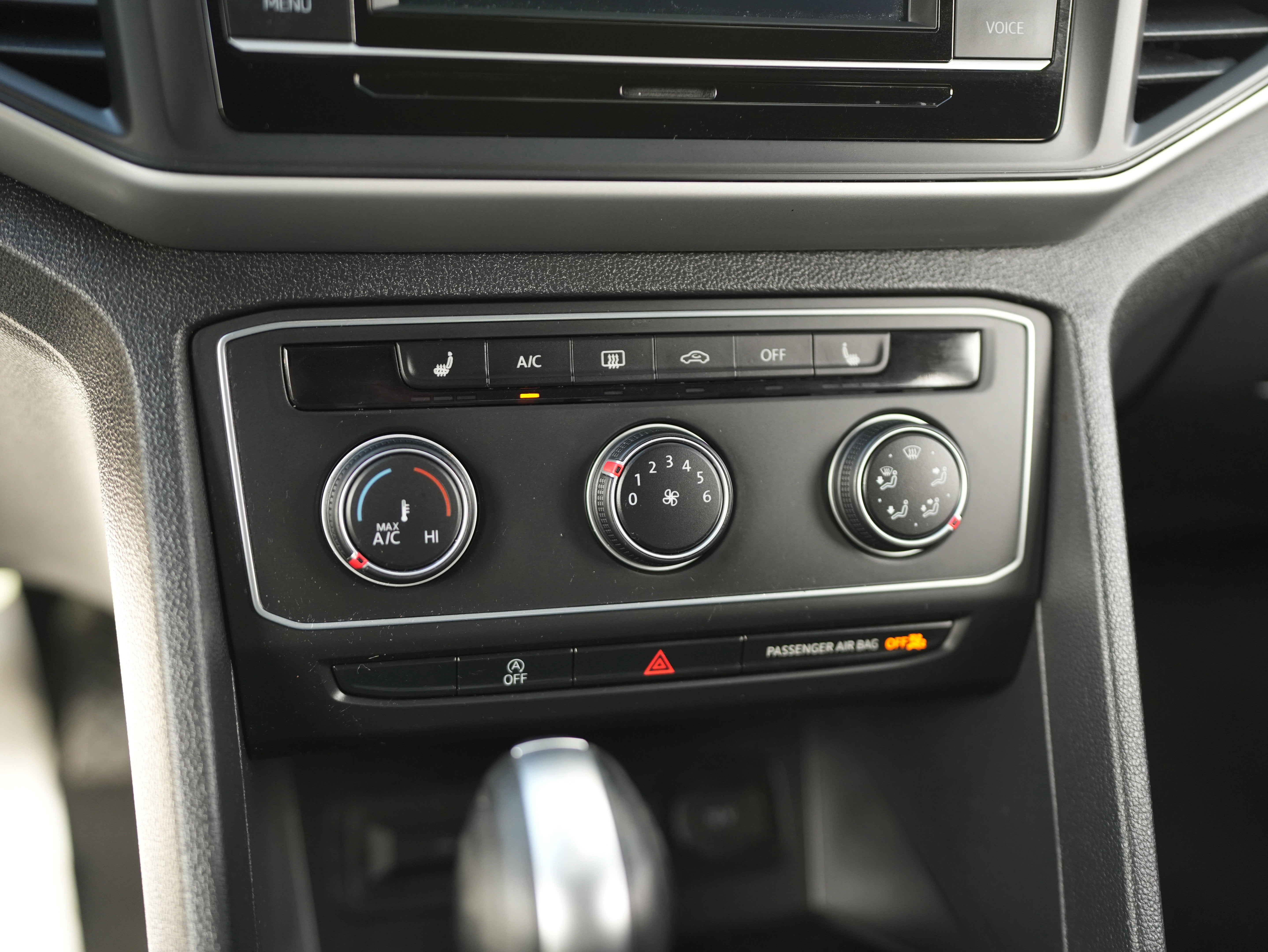 2023 Volkswagen Atlas Cross Sport 2.0T SE