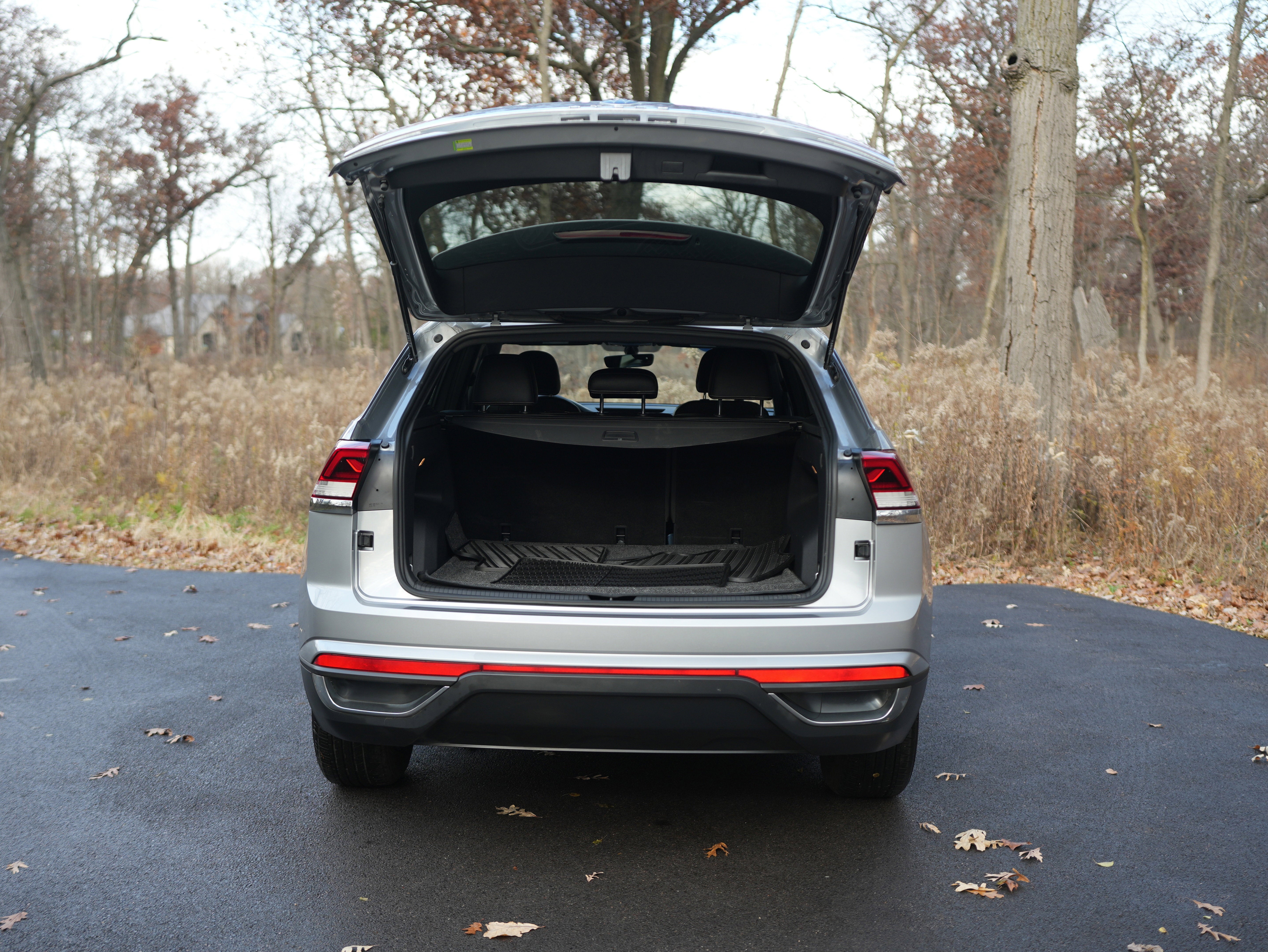 2023 Volkswagen Atlas Cross Sport 2.0T SE