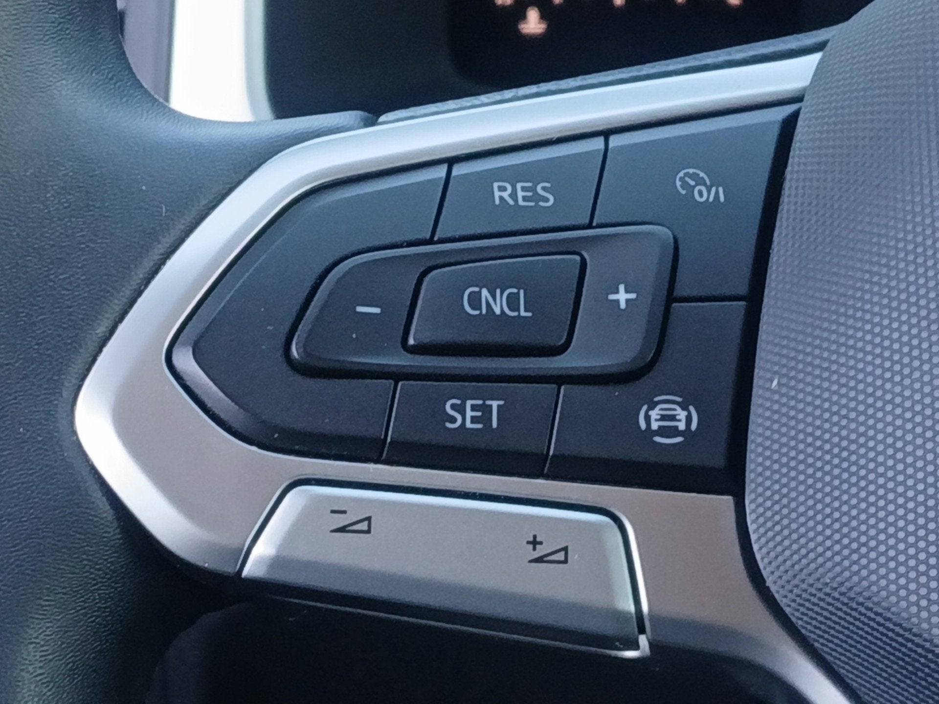 2022 Volkswagen Atlas 2.0T SE