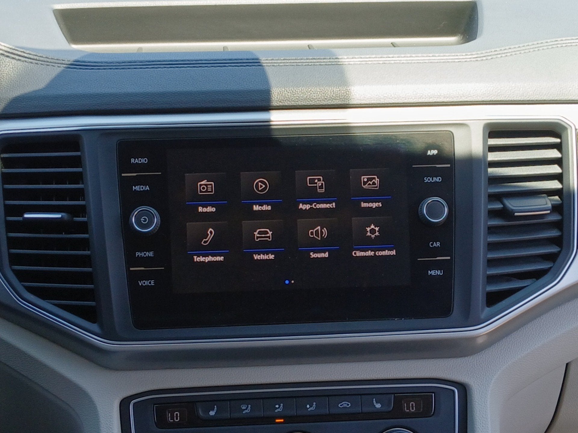 2018 Volkswagen Atlas 3.6L V6 SE w/Technology