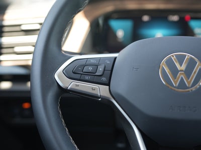 2024 Volkswagen Atlas 2.0T SE