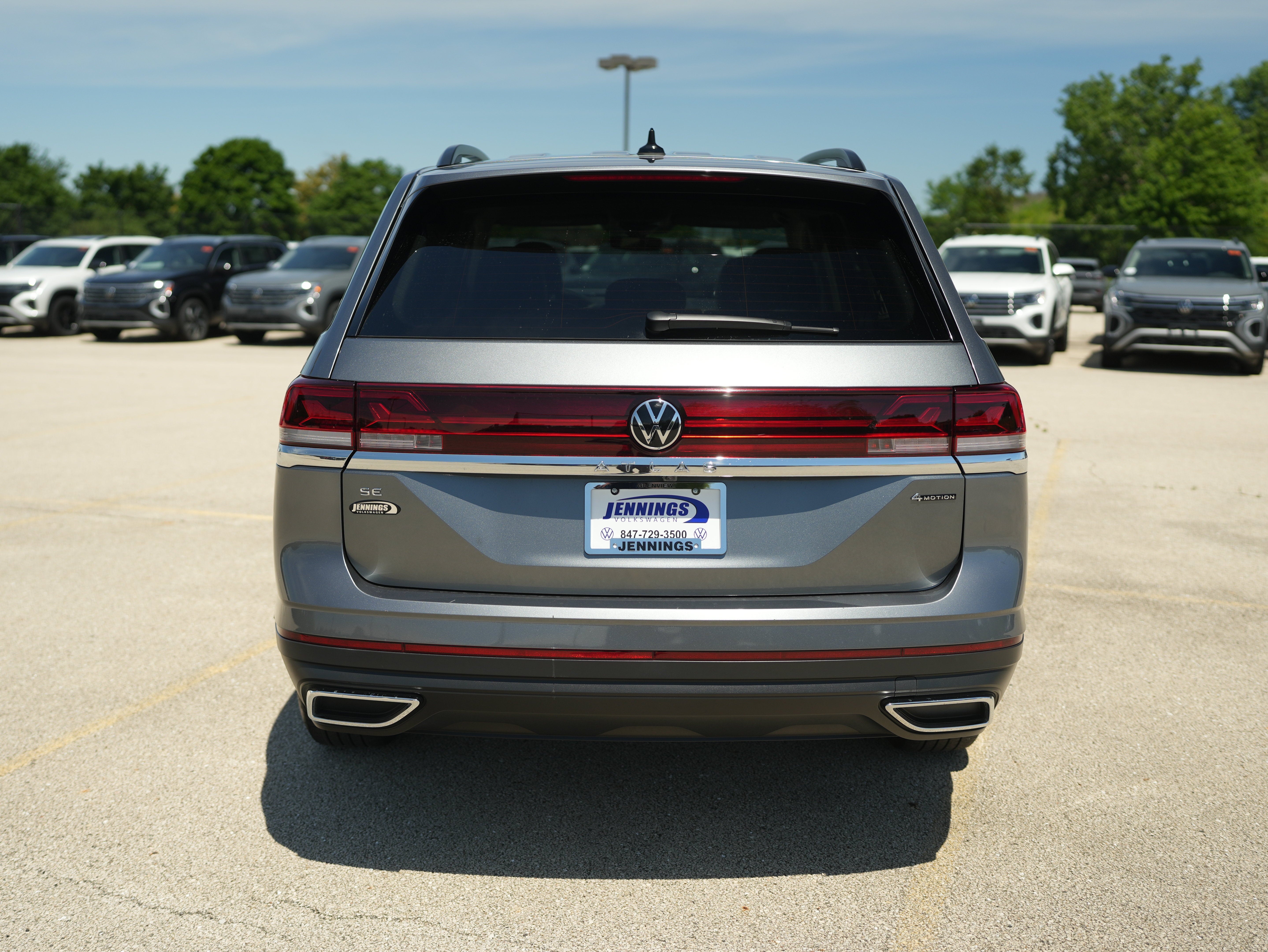 2024 Volkswagen Atlas 2.0T SE