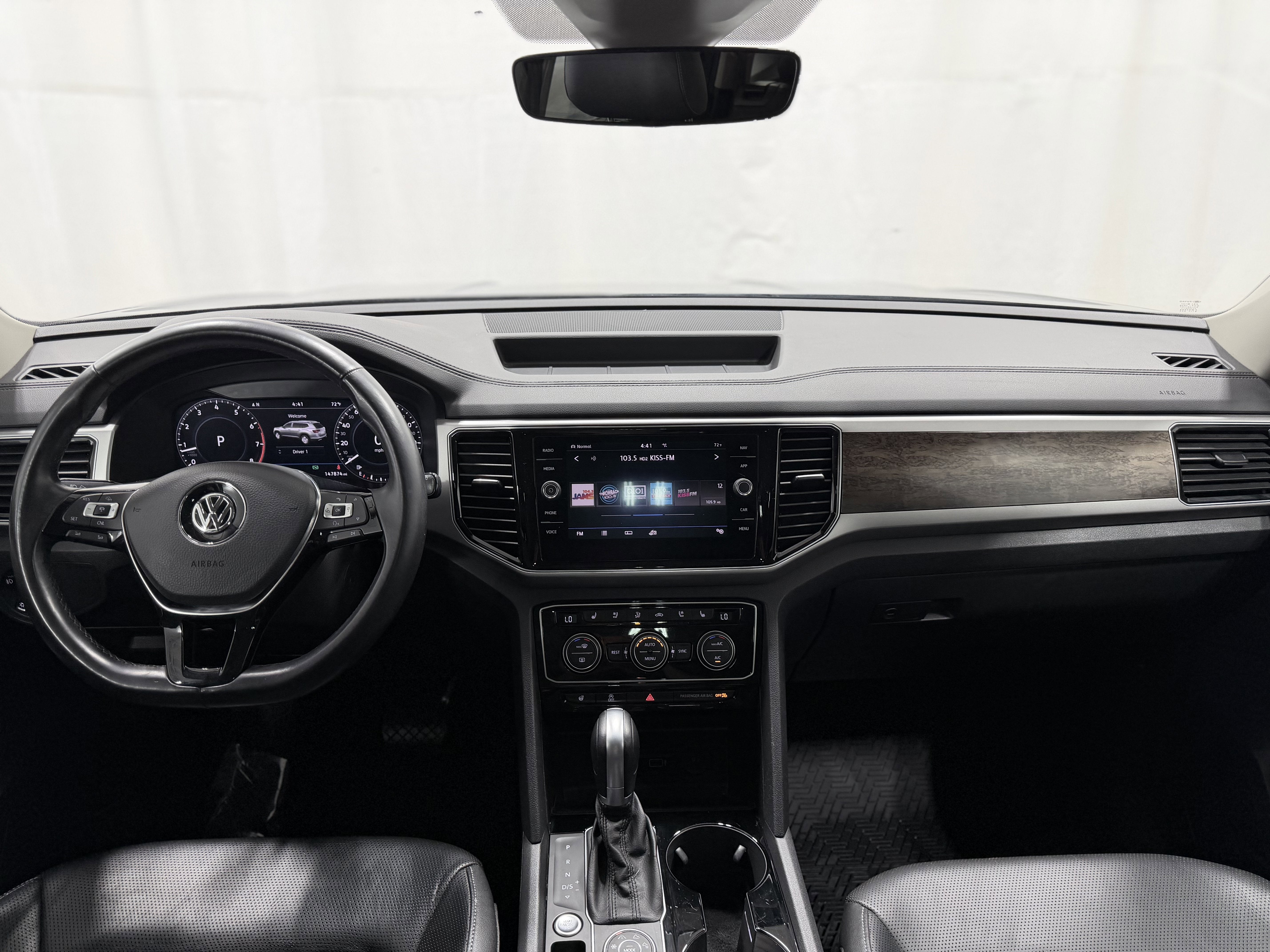 2018 Volkswagen Atlas 3.6L V6 SEL Premium