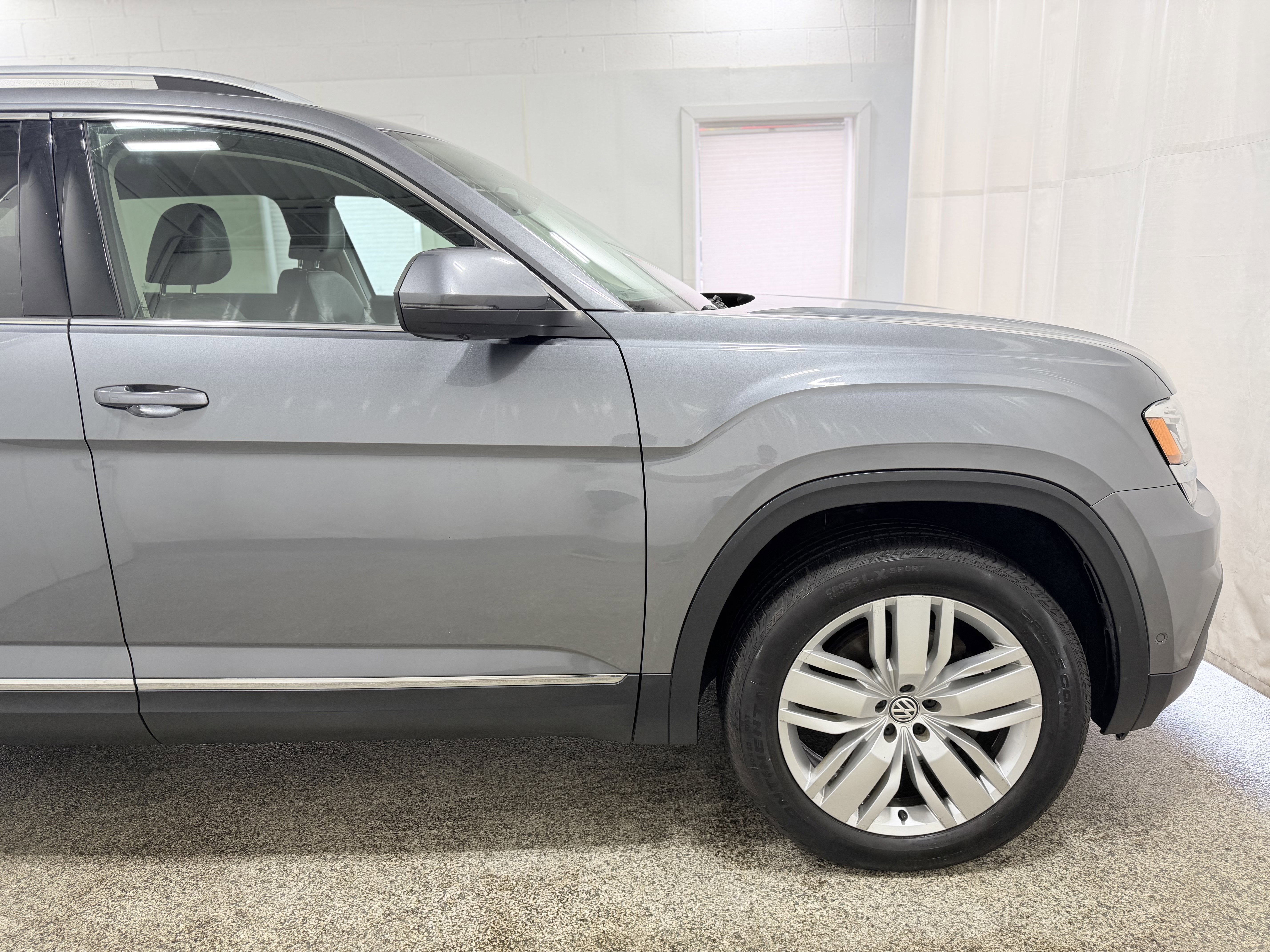 2018 Volkswagen Atlas 3.6L V6 SEL Premium