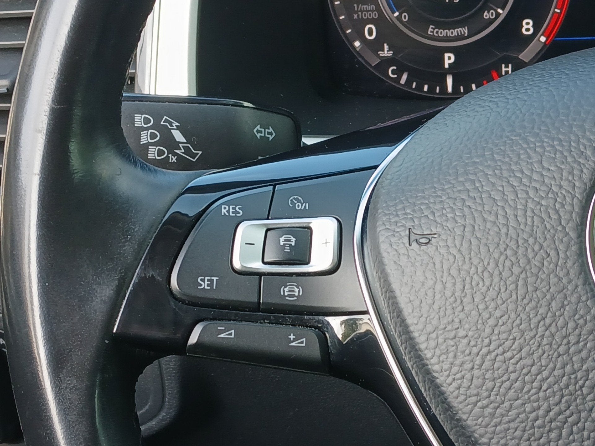 2019 Volkswagen Atlas 3.6L V6 SEL Premium