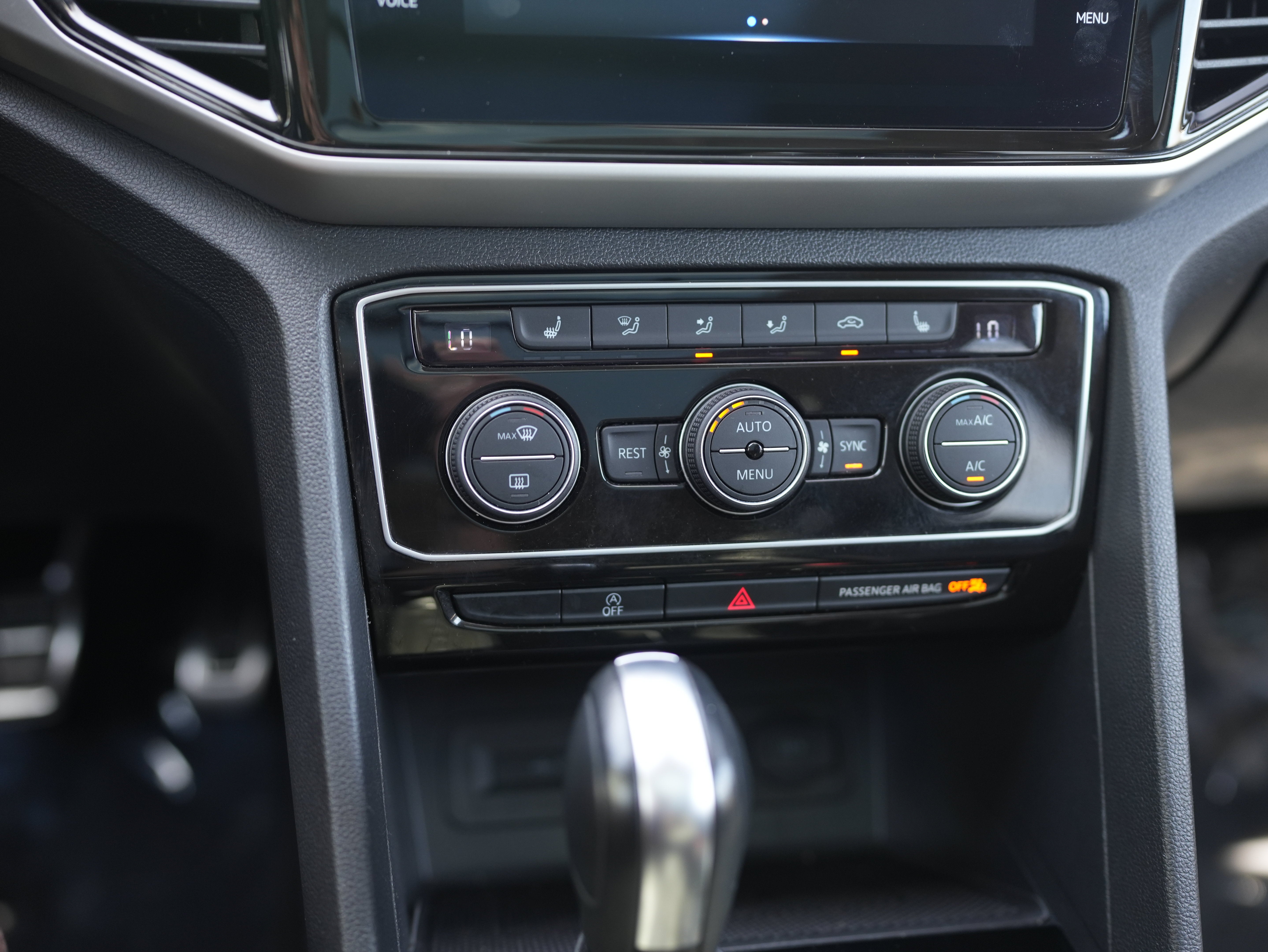2023 Volkswagen Atlas 3.6L V6 SEL R-Line Black