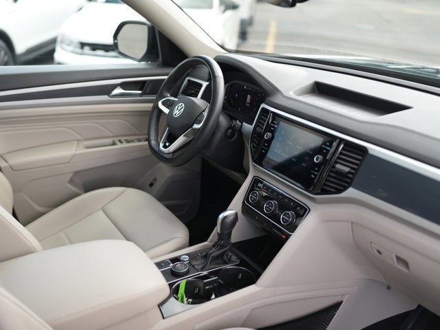 2023 Volkswagen Atlas 3.6L V6 SEL R-Line Black