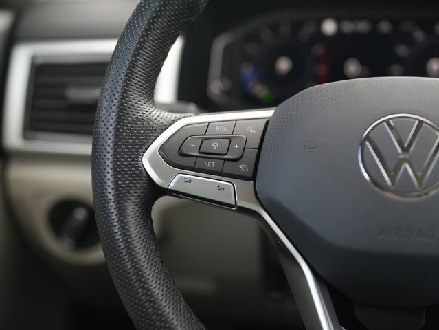 2023 Volkswagen Atlas 3.6L V6 SEL R-Line Black