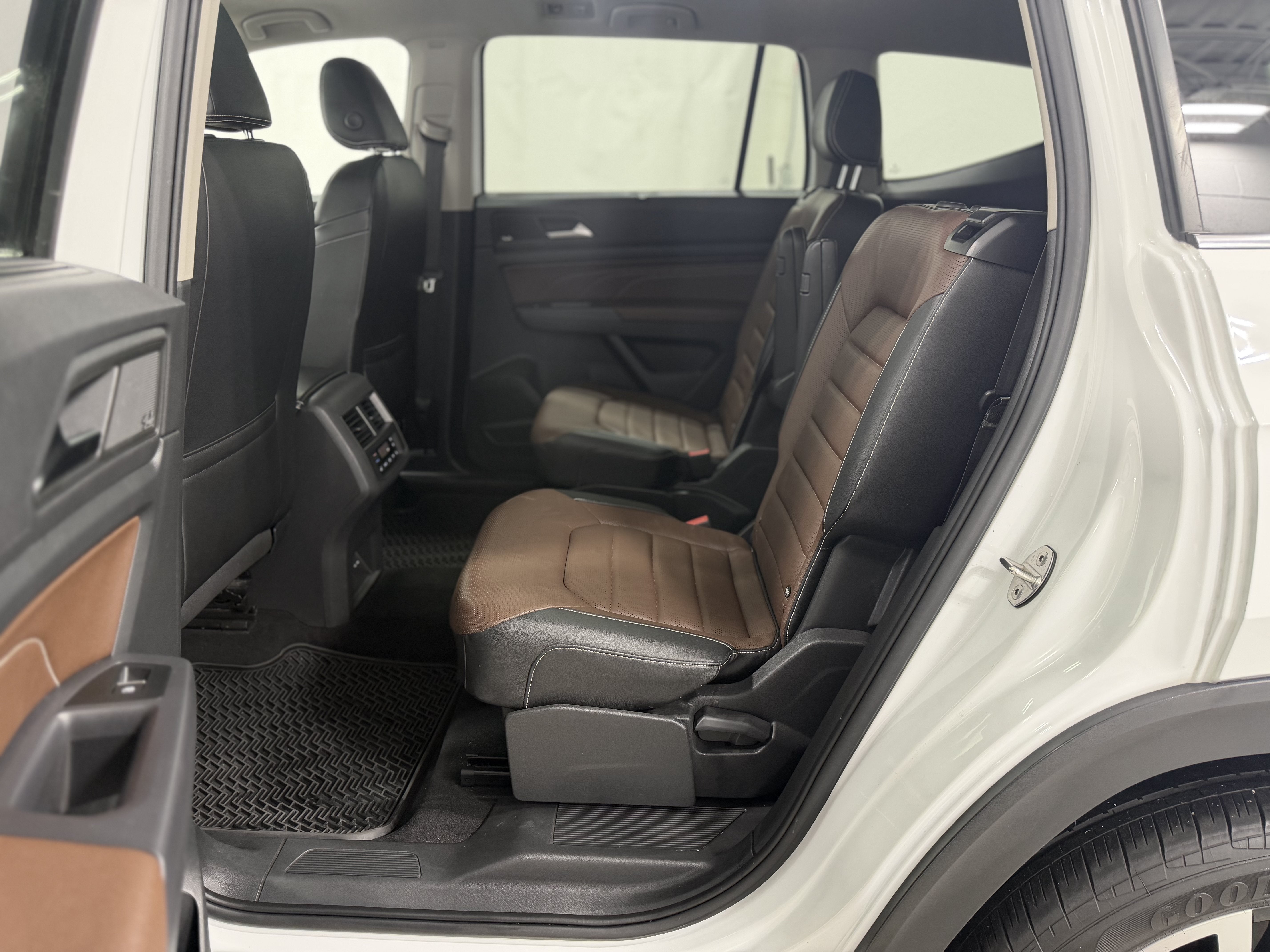 2021 Volkswagen Atlas 3.6L V6 SEL Premium