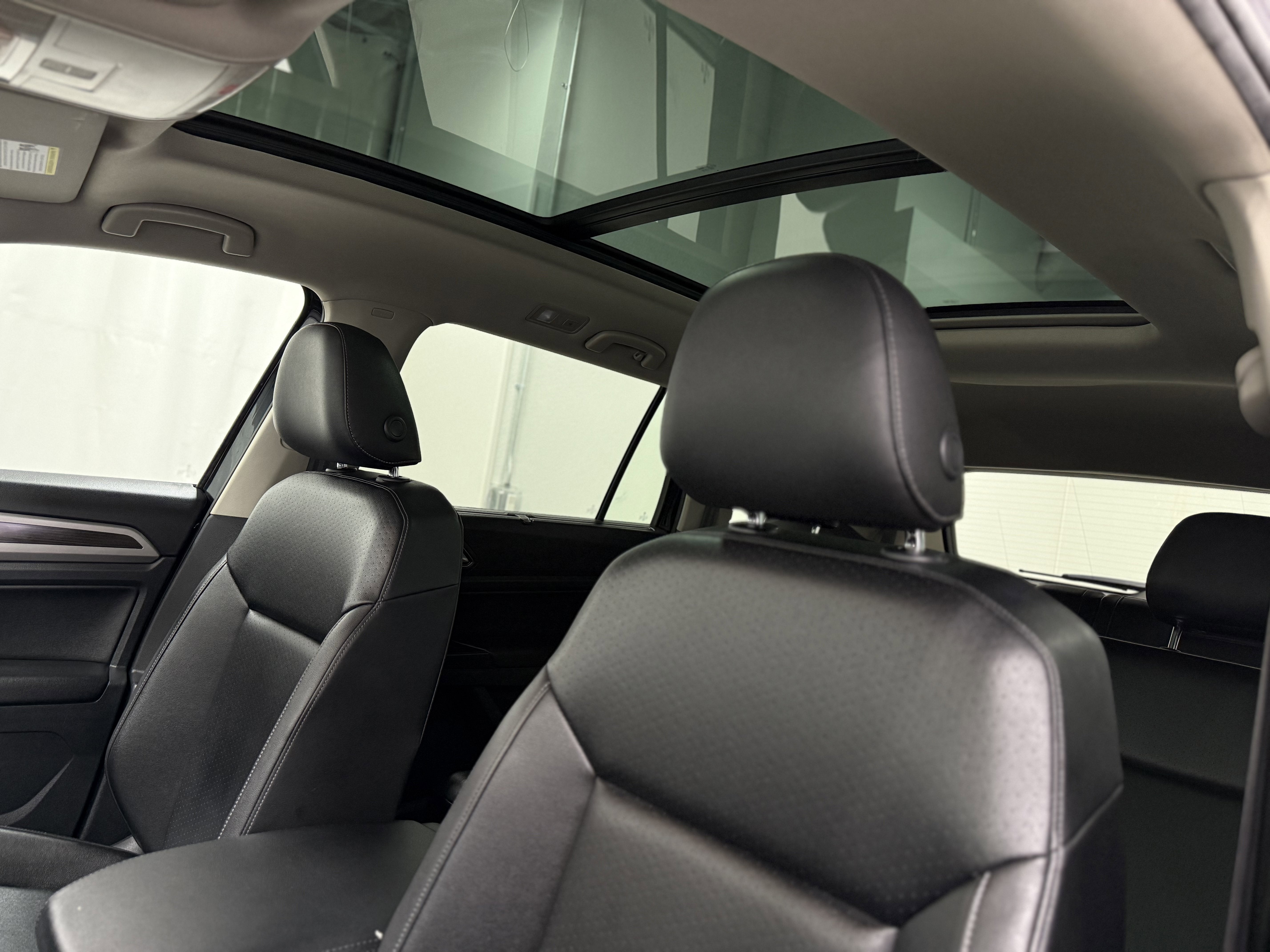 2019 Volkswagen Atlas 3.6L V6 SE w/Technology