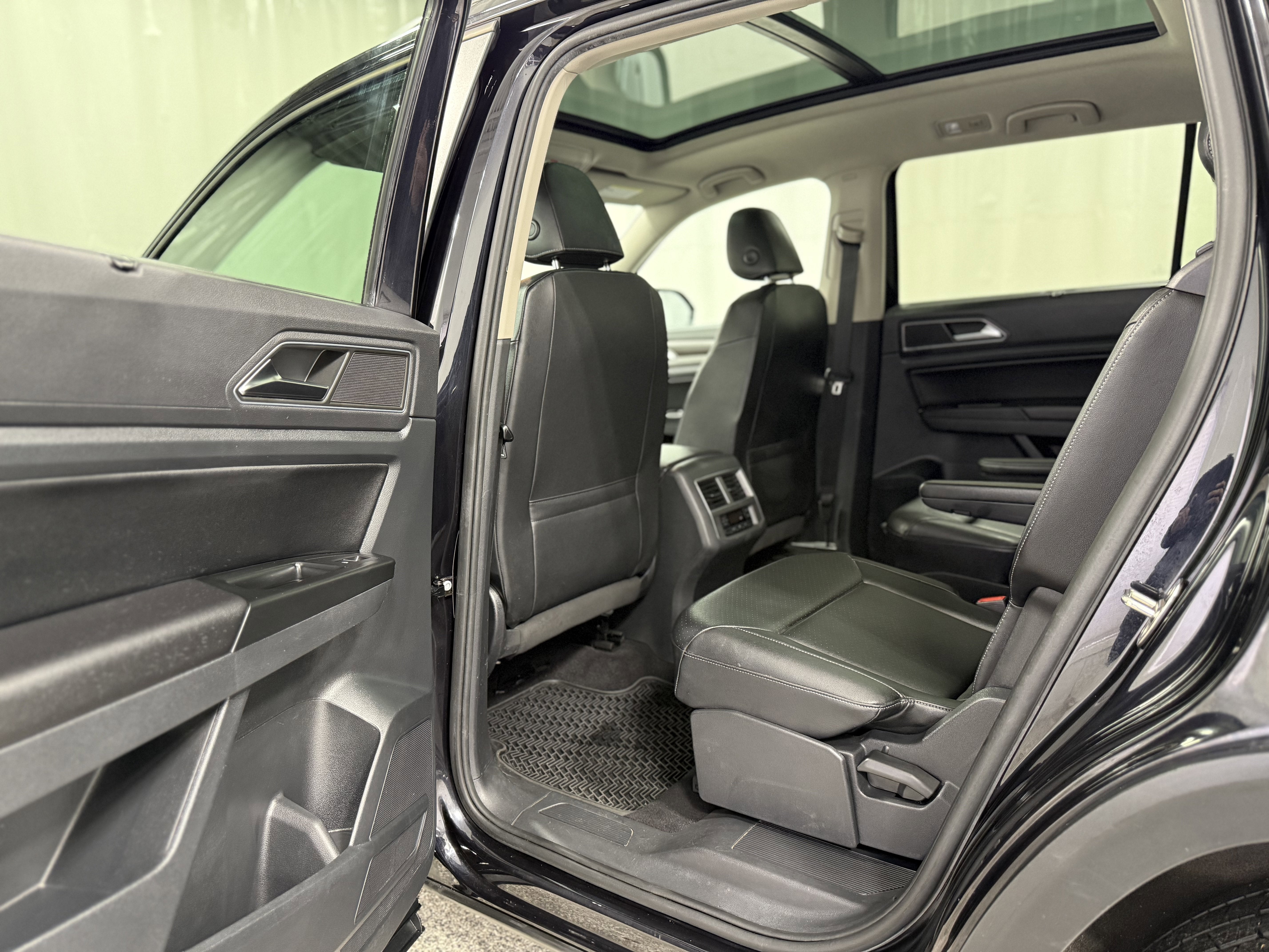 2019 Volkswagen Atlas 3.6L V6 SE w/Technology