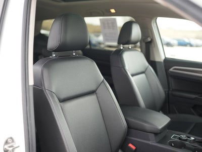 2019 Volkswagen Atlas 3.6L V6 SE w/Technology R-Line