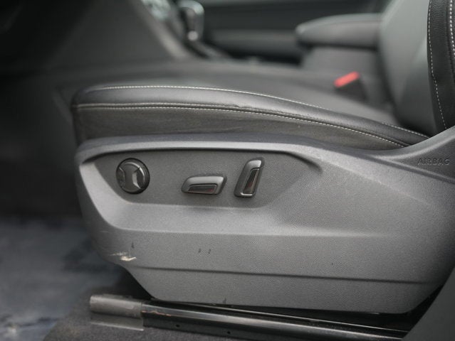 2019 Volkswagen Atlas 3.6L V6 SE w/Technology R-Line