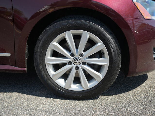2012 Volkswagen Passat 2.5L SEL