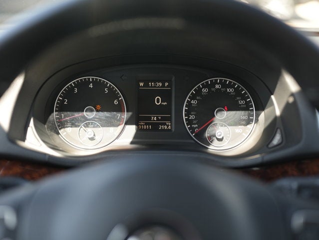 2012 Volkswagen Passat 2.5L SEL
