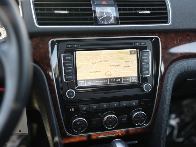 2012 Volkswagen Passat 2.5L SEL