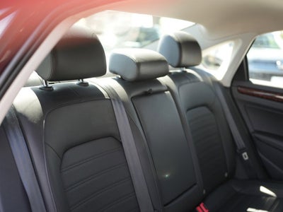 2012 Volkswagen Passat 2.5L SEL