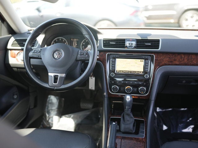 2012 Volkswagen Passat 2.5L SEL