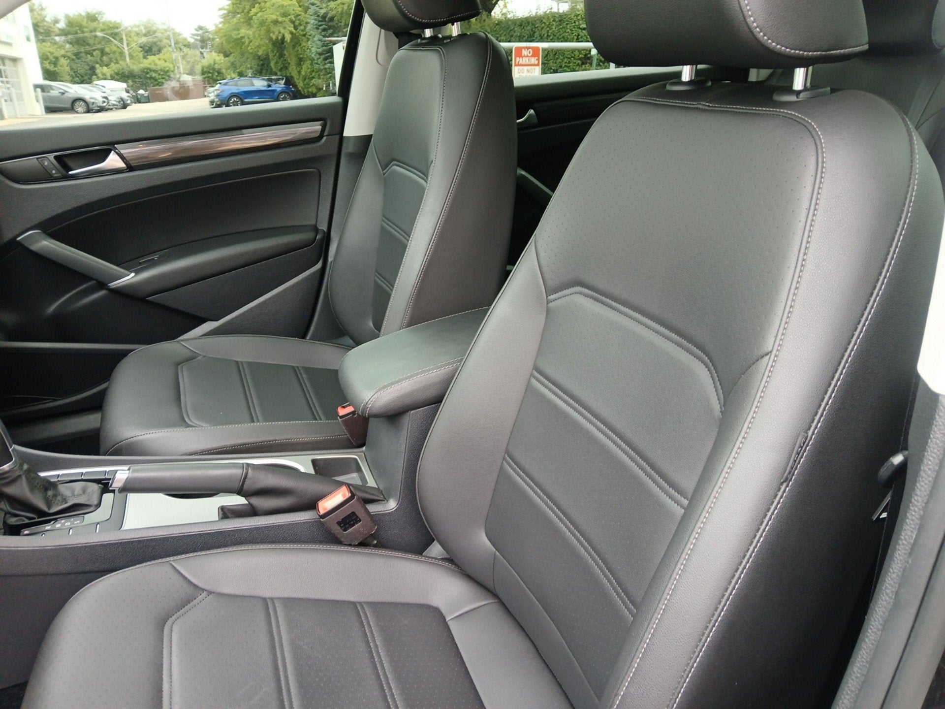 2020 Volkswagen Passat 2.0T R-Line