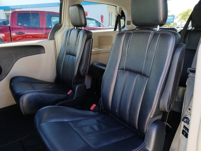 2014 Chrysler Town & Country Touring