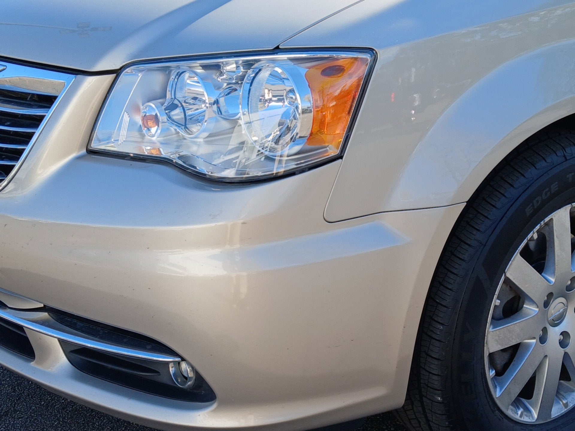 2014 Chrysler Town & Country Touring