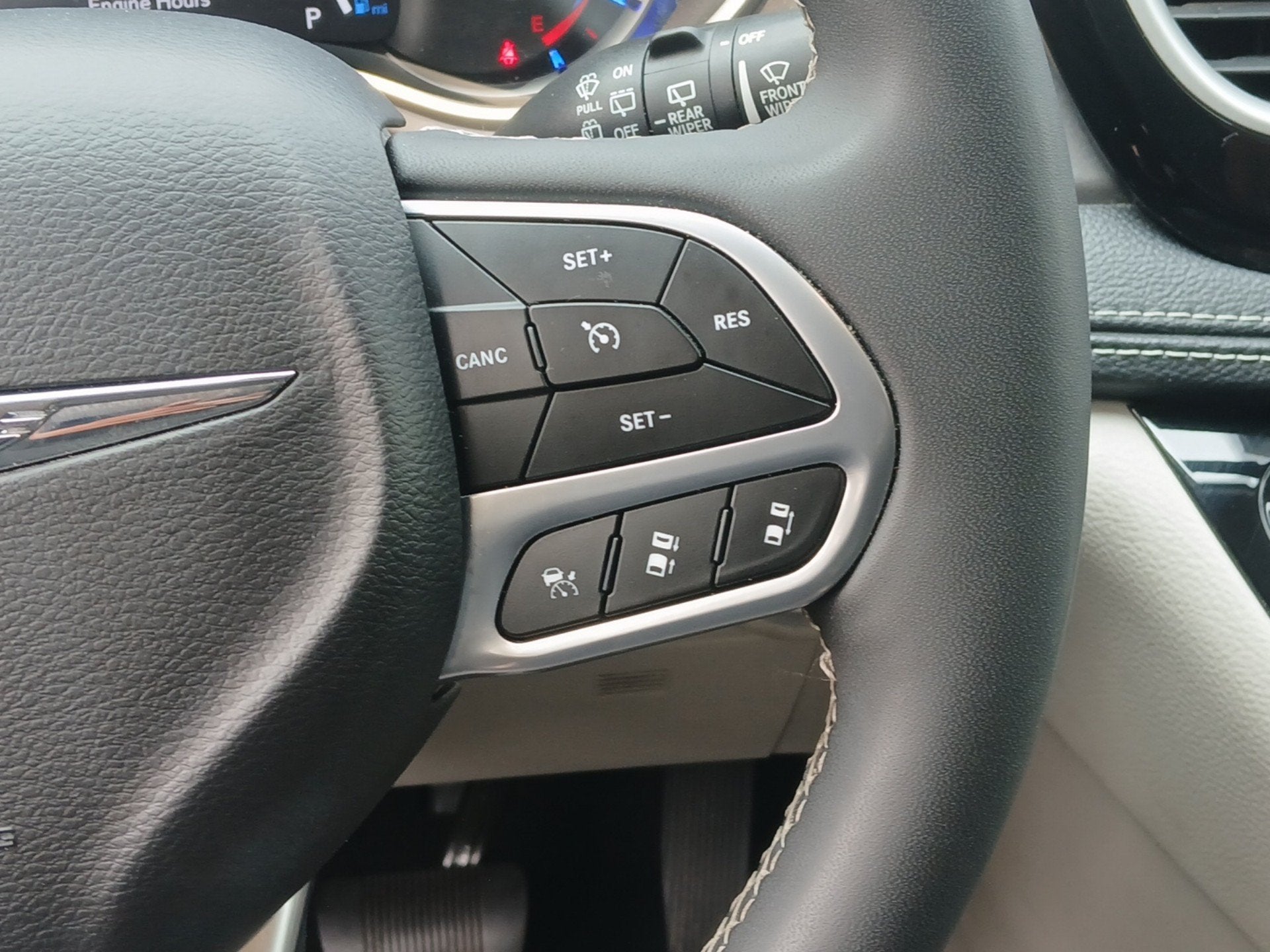 2023 Chrysler Pacifica Hybrid Touring L