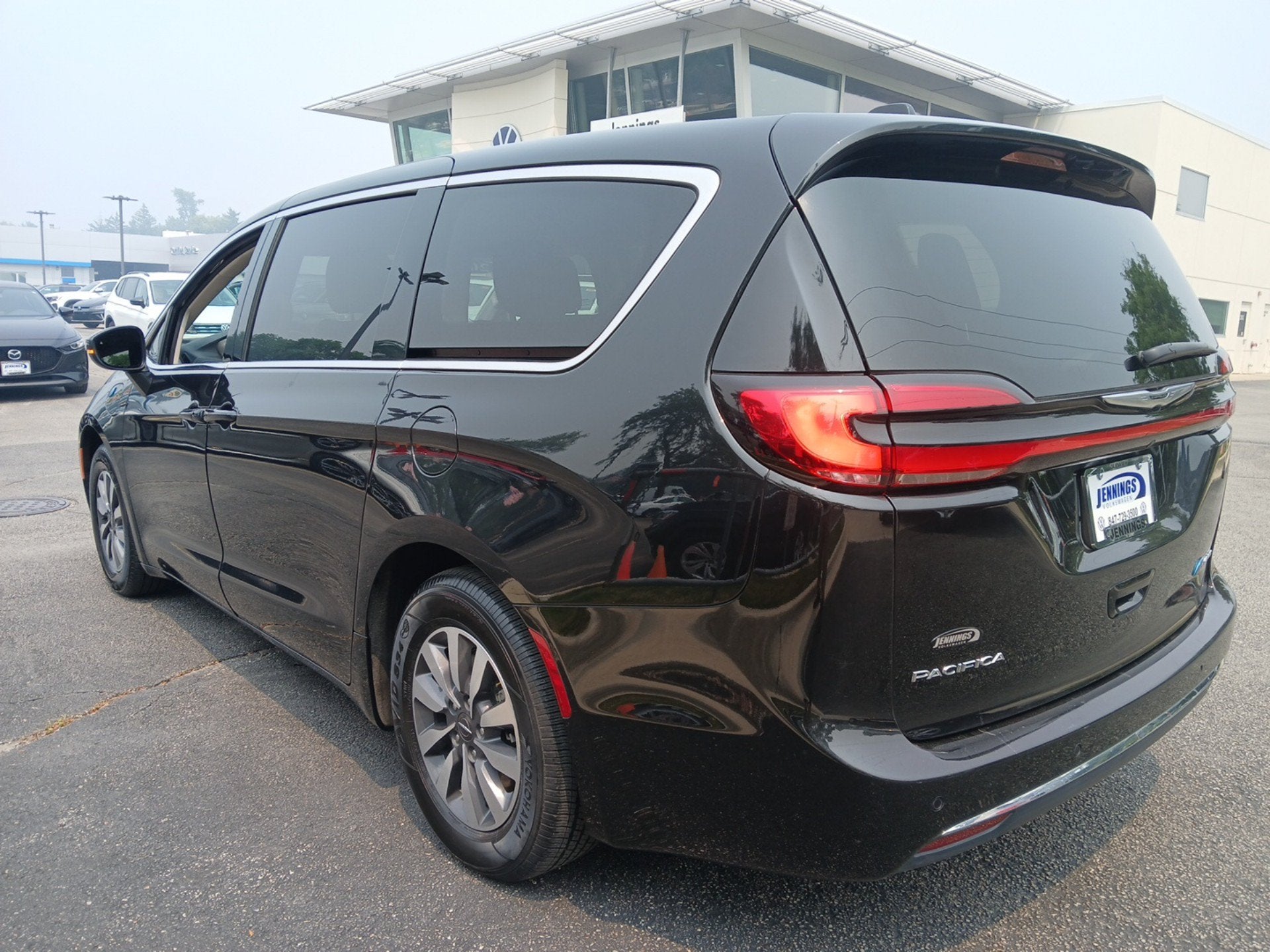 2023 Chrysler Pacifica Hybrid Touring L