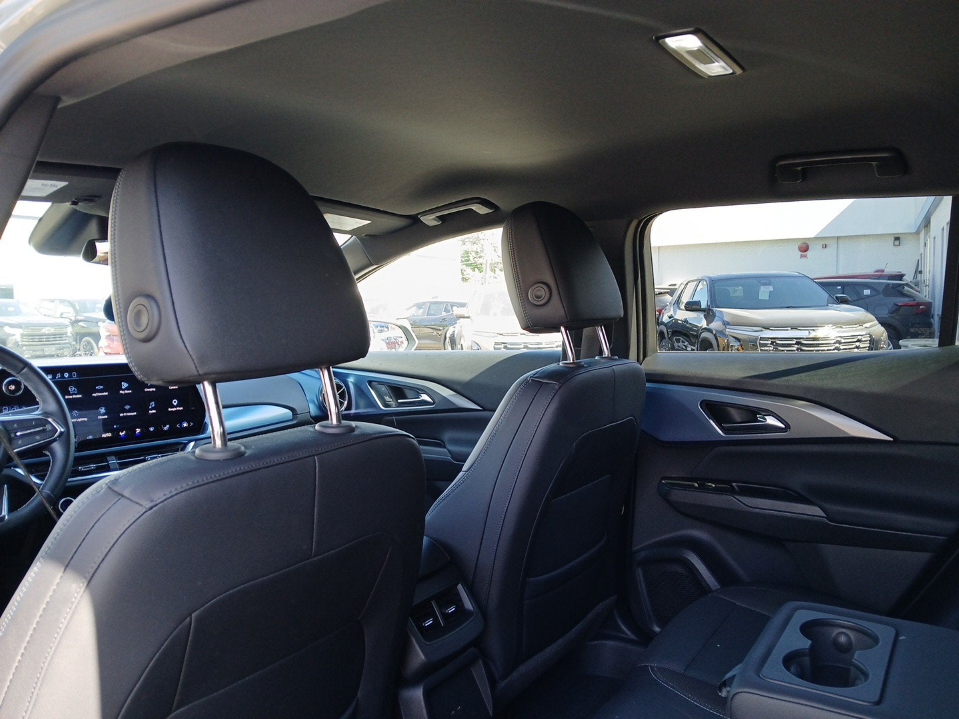 2024 Chevrolet Equinox EV LT - Photo 20