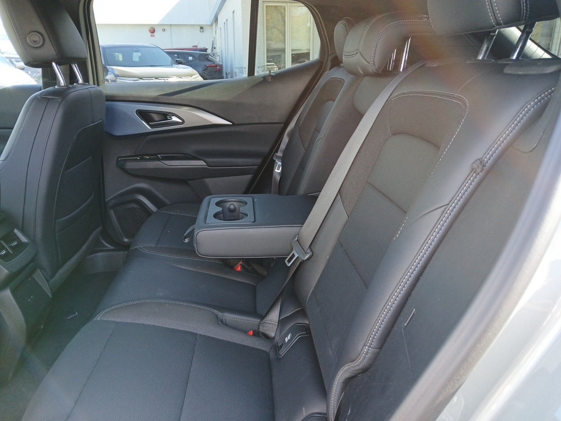 2024 Chevrolet Equinox EV LT - Photo 21