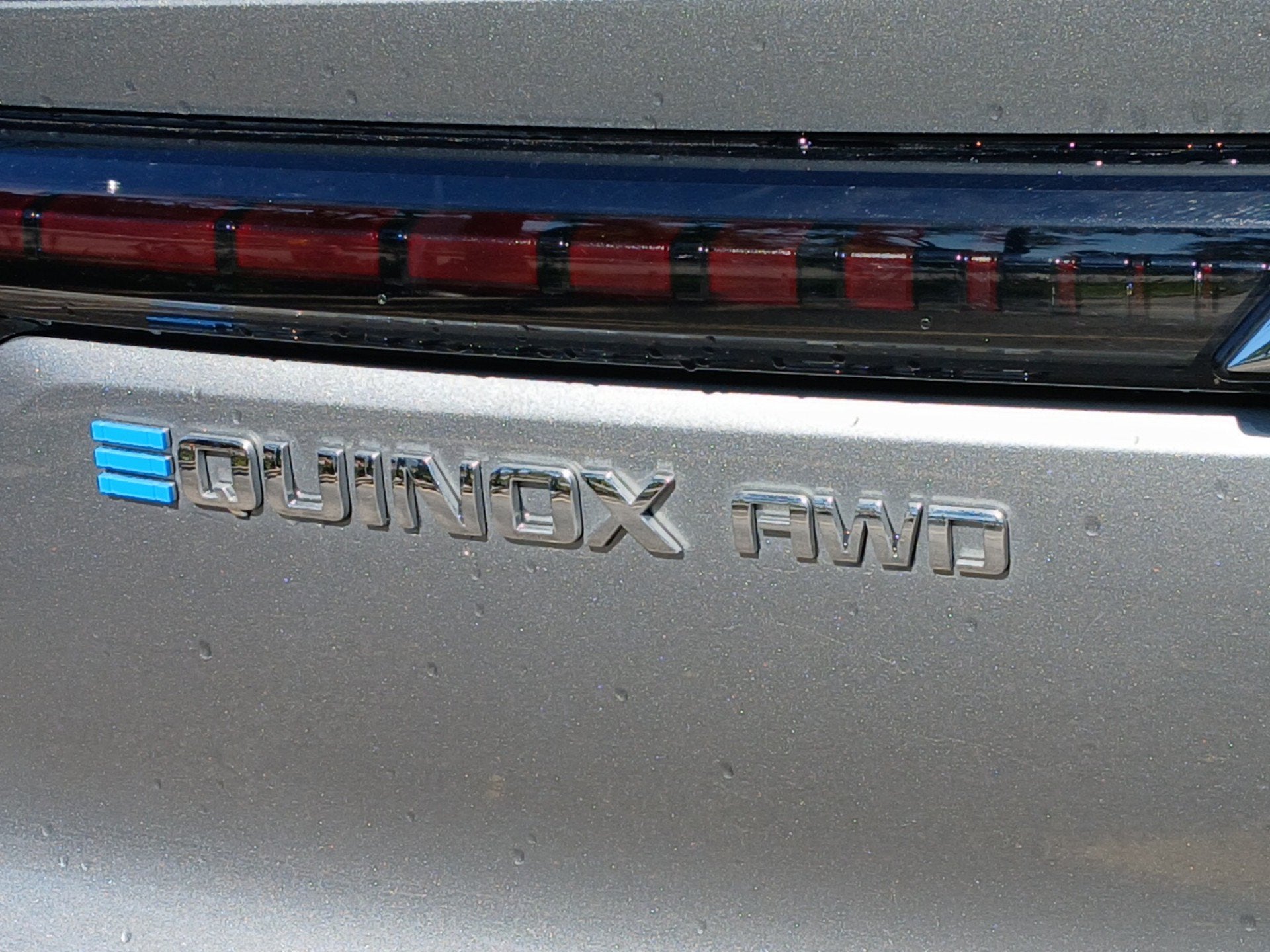2024 Chevrolet Equinox EV LT - Photo 23