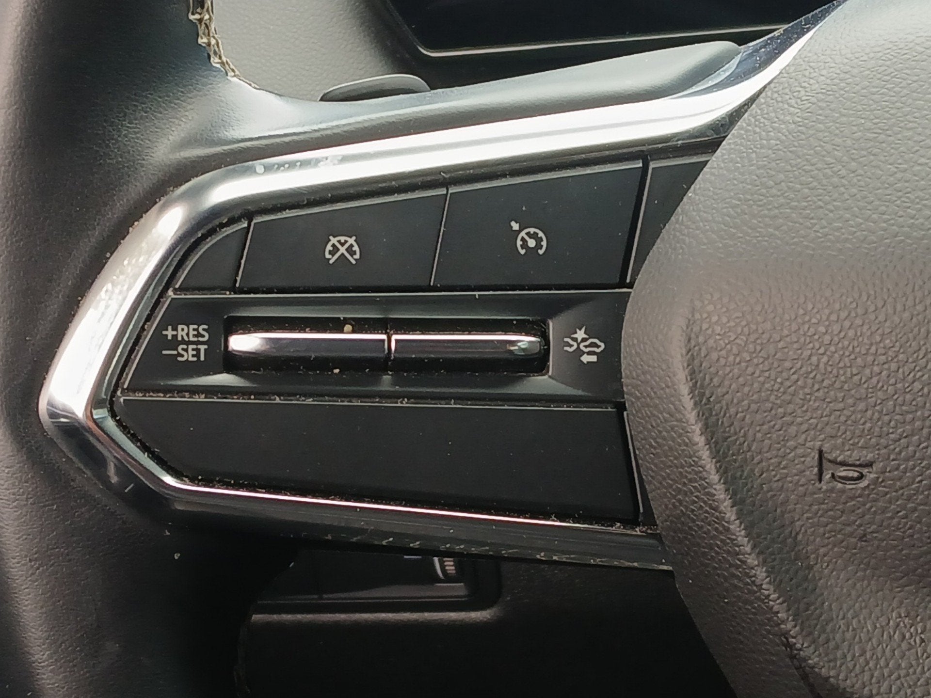 2024 Chevrolet Equinox EV LT - Photo 9
