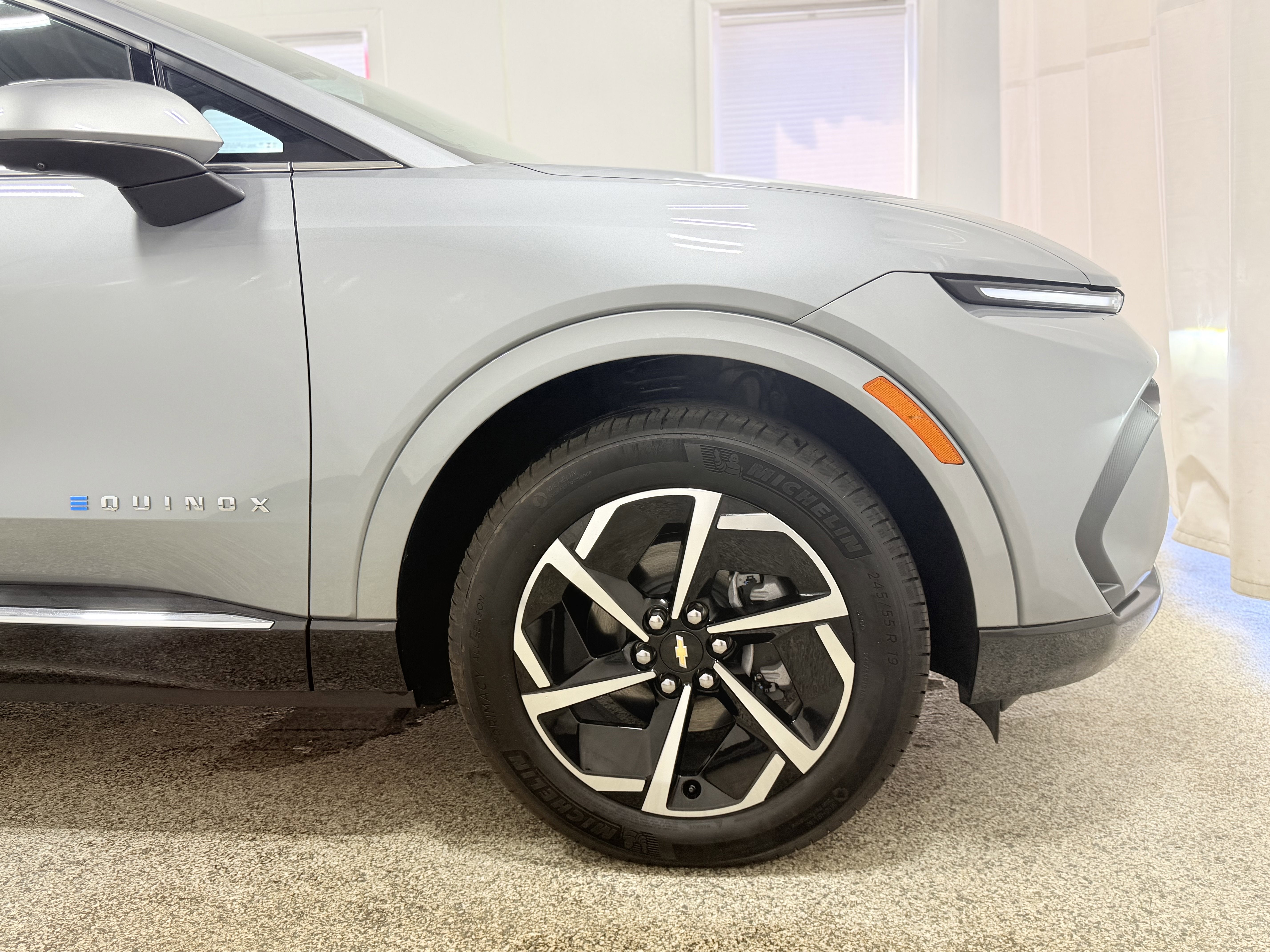 2025 Chevrolet Equinox EV LT