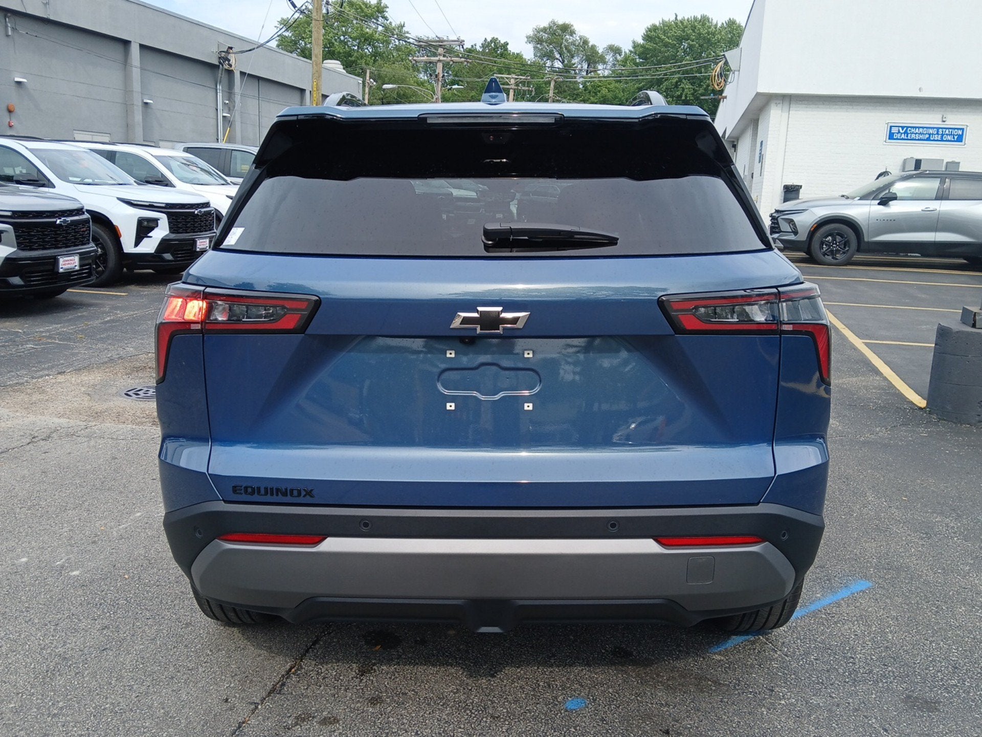 2027 Chevrolet Equinox LT