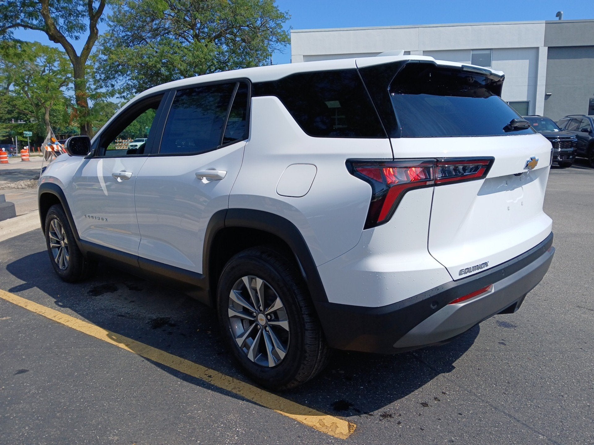 2027 Chevrolet Equinox LT