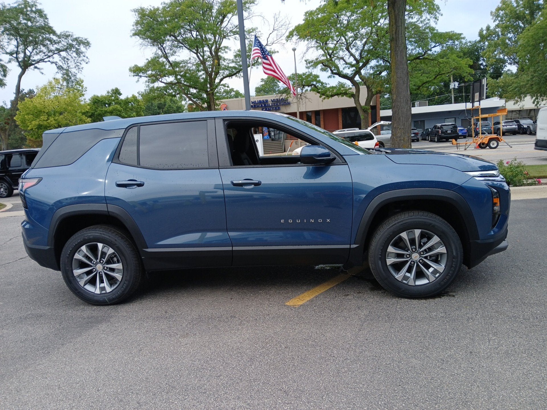 2027 Chevrolet Equinox LT