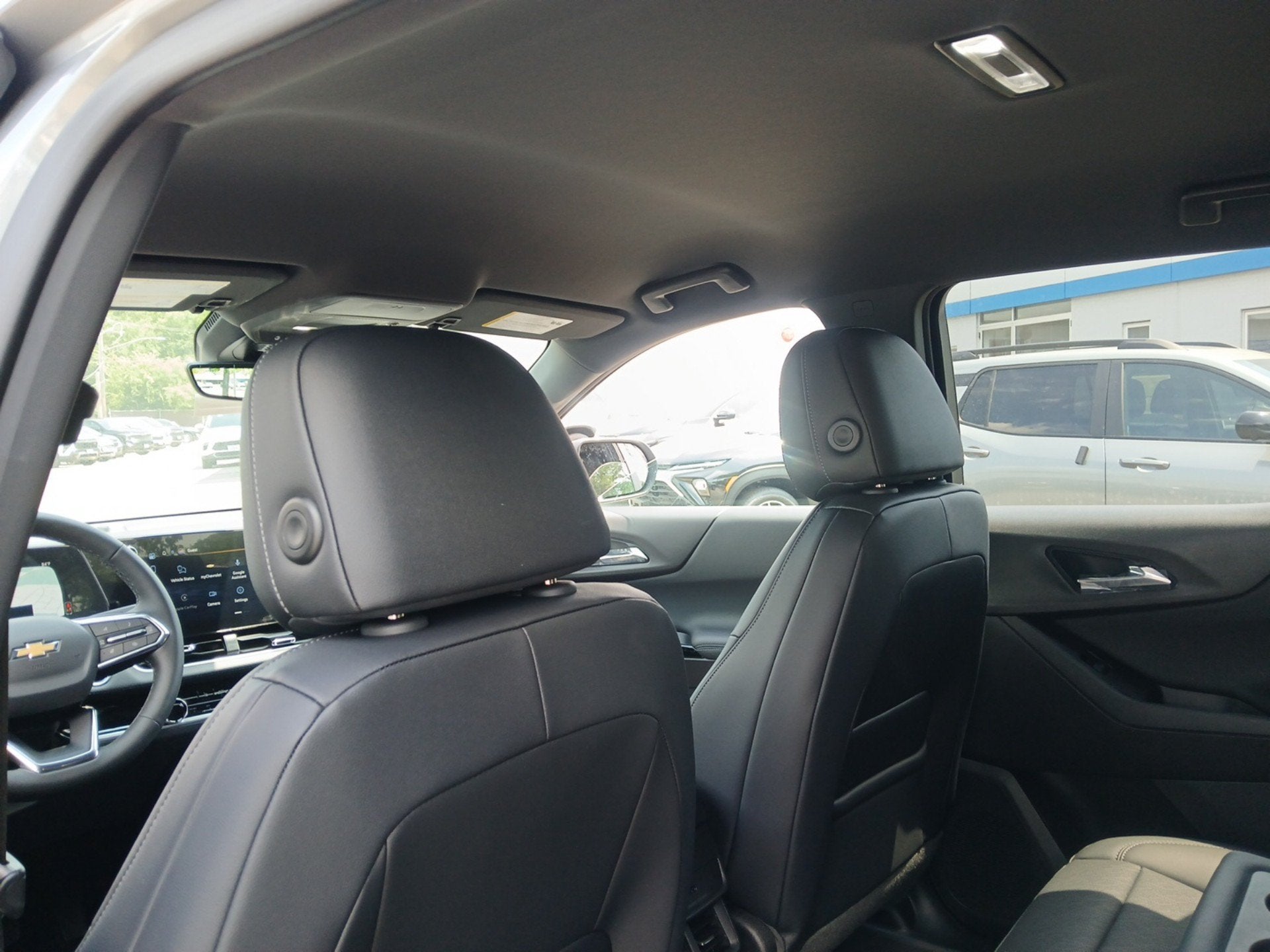 2027 Chevrolet Equinox FWD LT