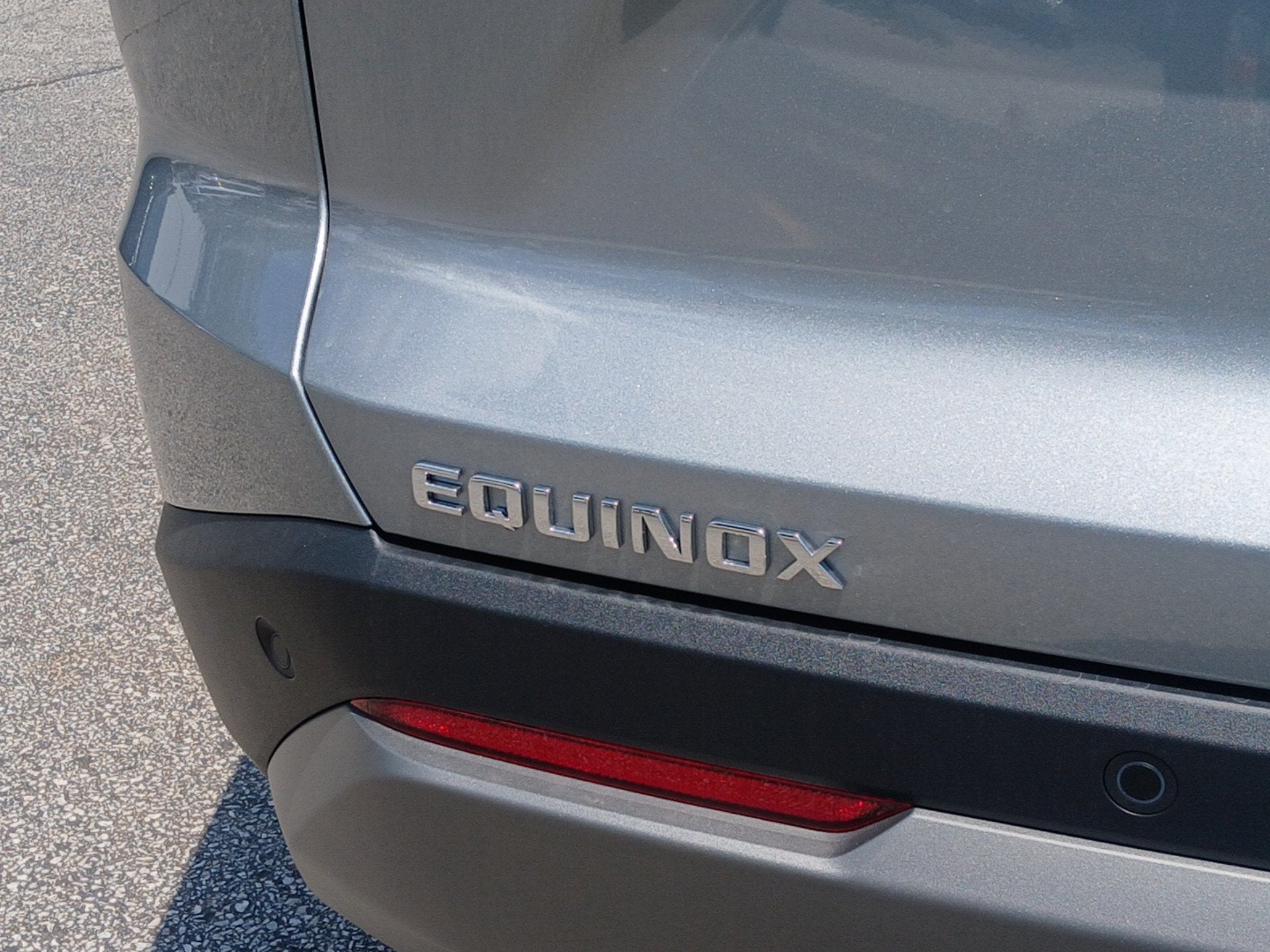 2027 Chevrolet Equinox FWD LT