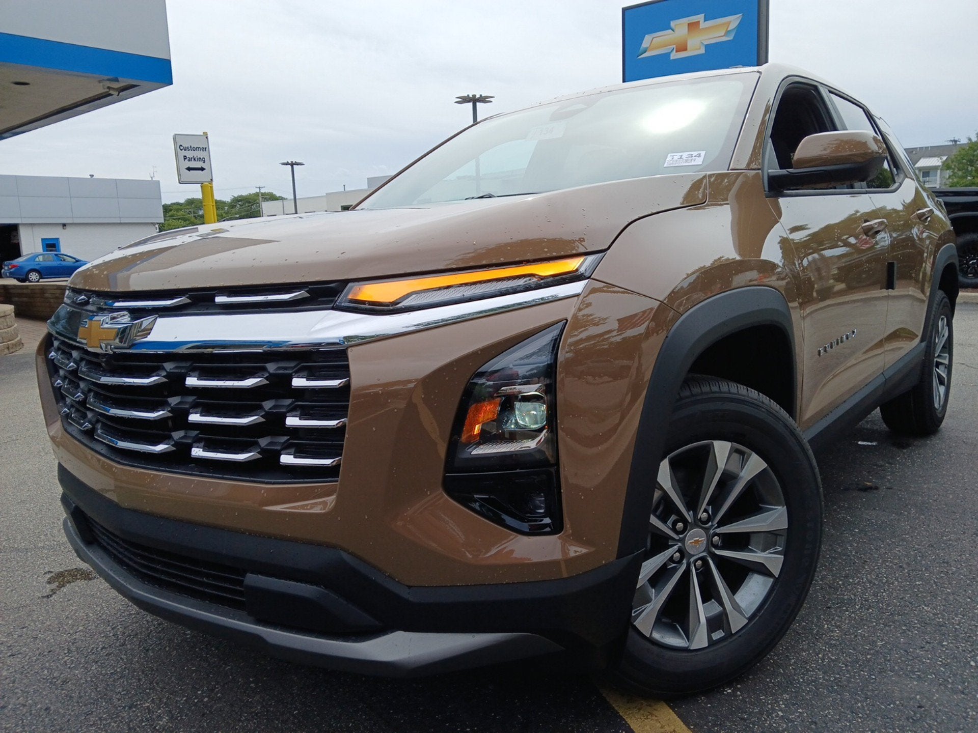 2027 Chevrolet Equinox LT