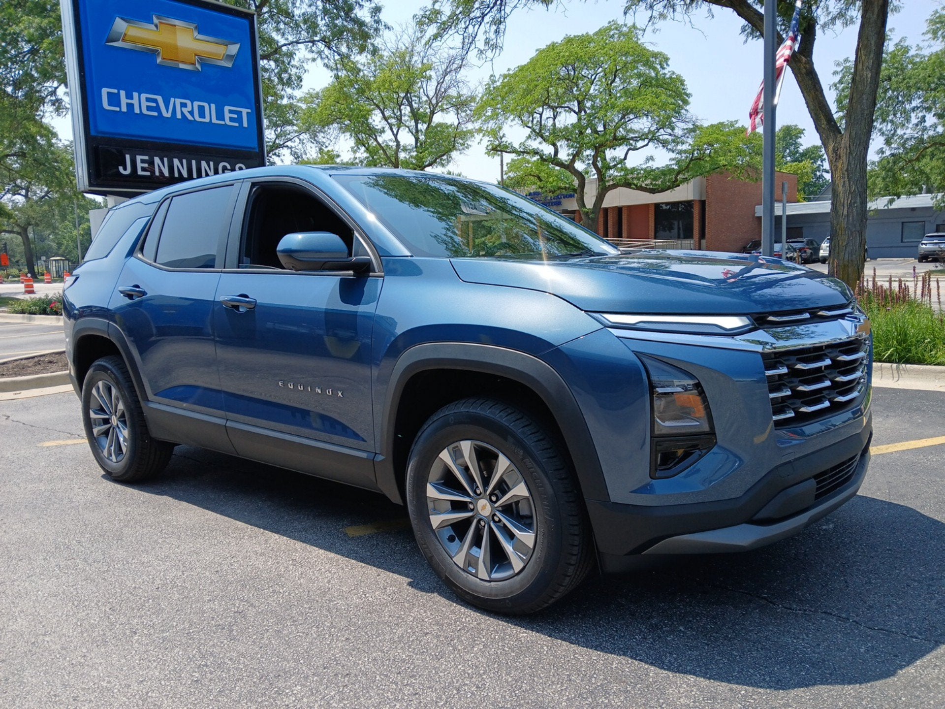 2027 Chevrolet Equinox LT