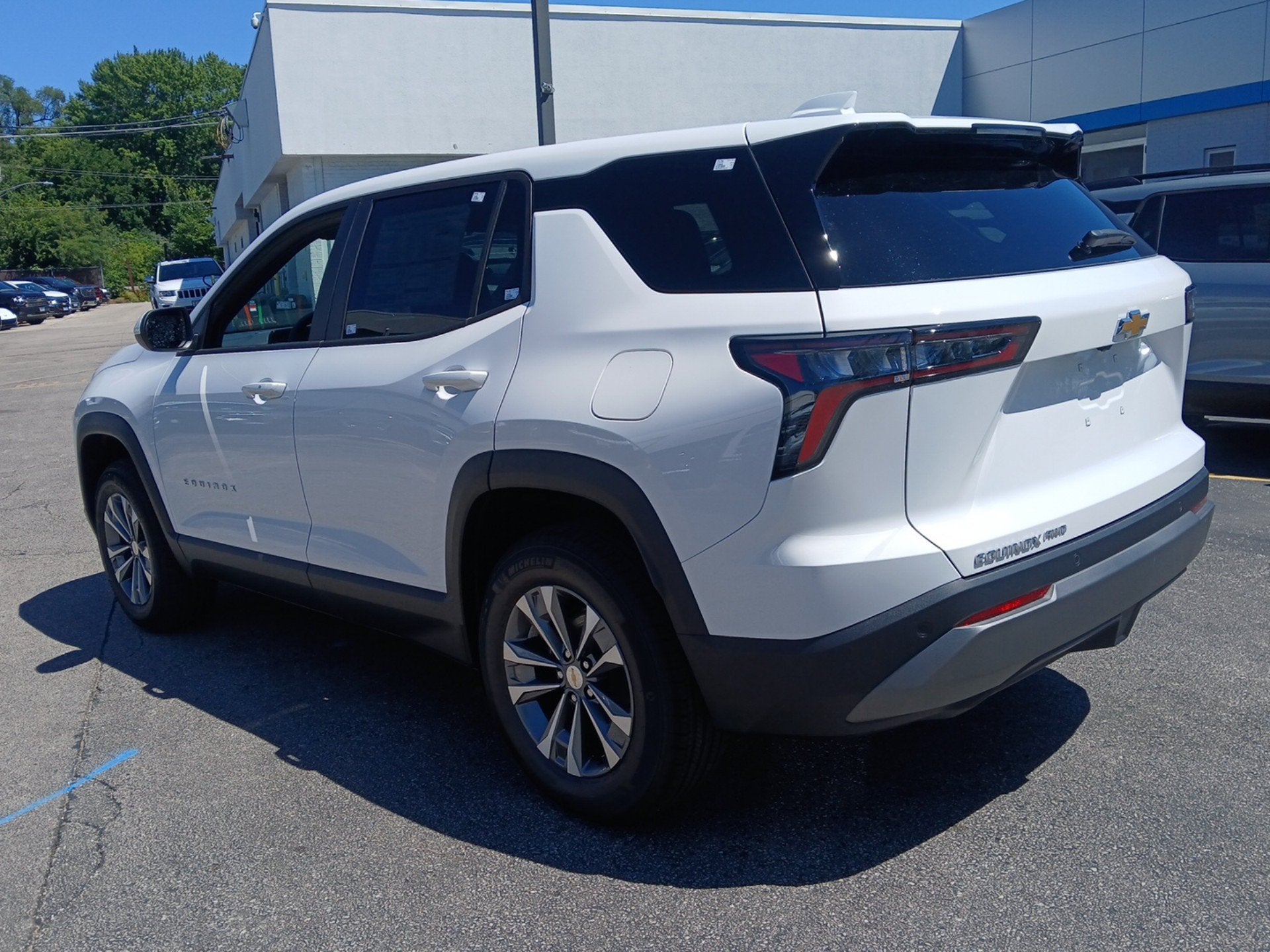2027 Chevrolet Equinox LT